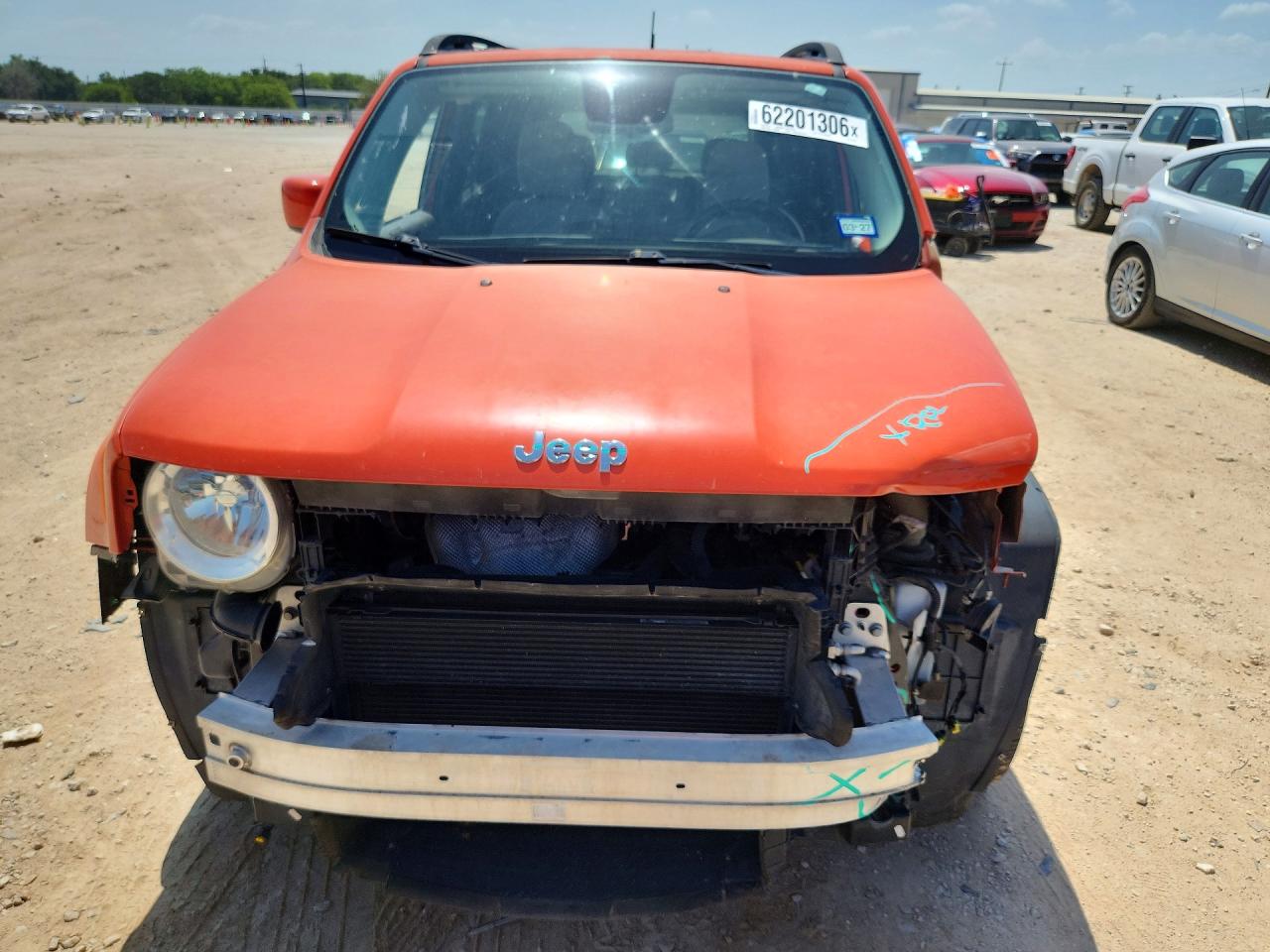 2015 Jeep Renegade Latitude Оранжевый vin: ZACCJABTXFPC25195