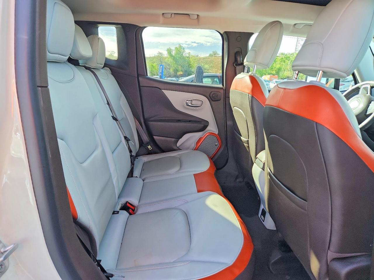 2017 Jeep Renegade Limited White vin: ZACCJADB5HPF13472