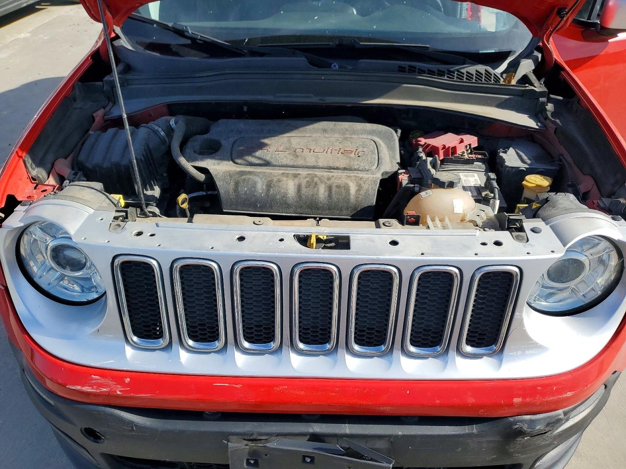 2018 Jeep Renegade Limited Red vin: ZACCJADB6JPG97276
