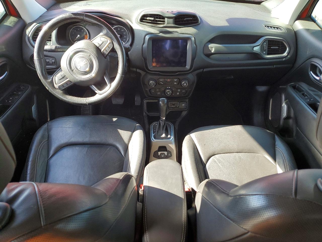 2018 Jeep Renegade Limited Red vin: ZACCJADB6JPG97276