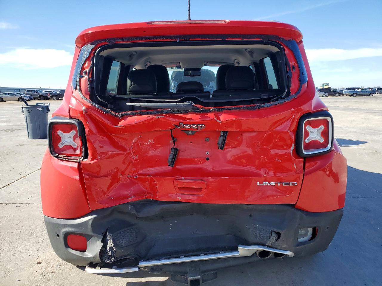 2018 Jeep Renegade Limited Red vin: ZACCJADB6JPG97276