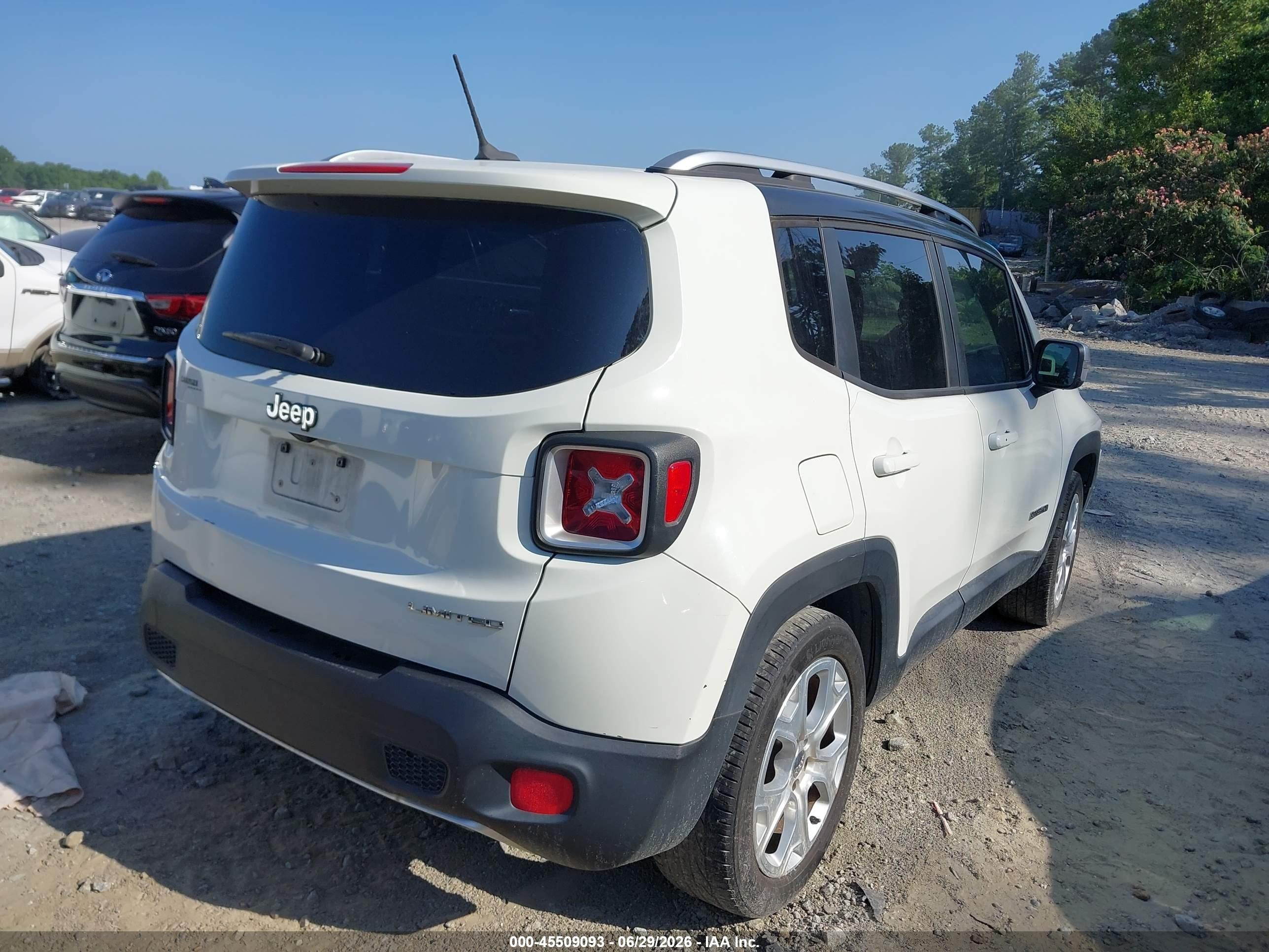 2015 Jeep Renegade Limited White vin: ZACCJADT0FPB59855