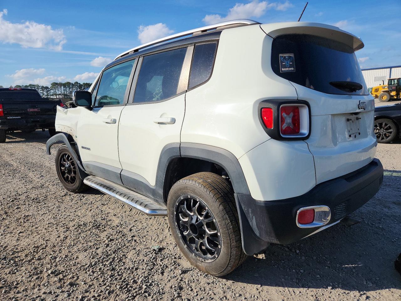 2015 Jeep Renegade Limited White vin: ZACCJADT0FPB74706