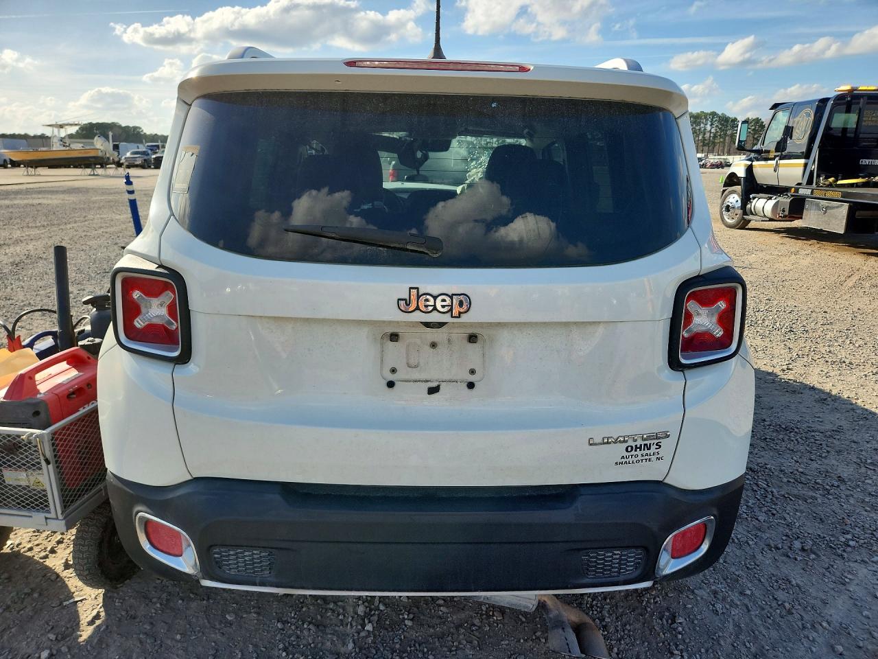 2015 Jeep Renegade Limited White vin: ZACCJADT0FPB74706
