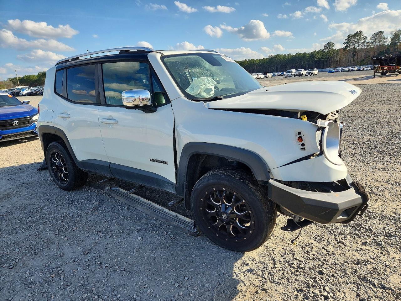 2015 Jeep Renegade Limited White vin: ZACCJADT0FPB74706