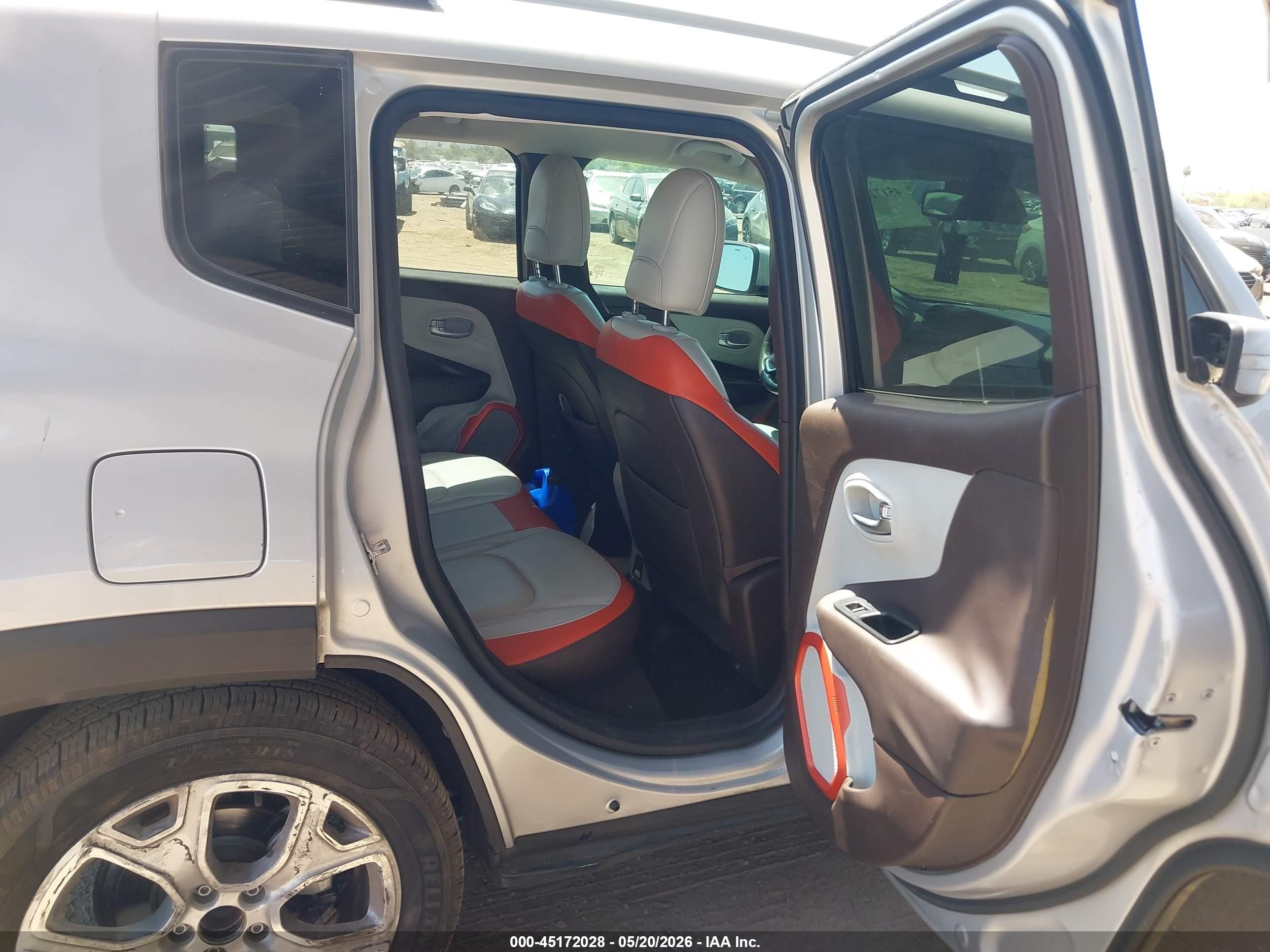 2015 Jeep Renegade Limited Gray vin: ZACCJADT1FPC22490