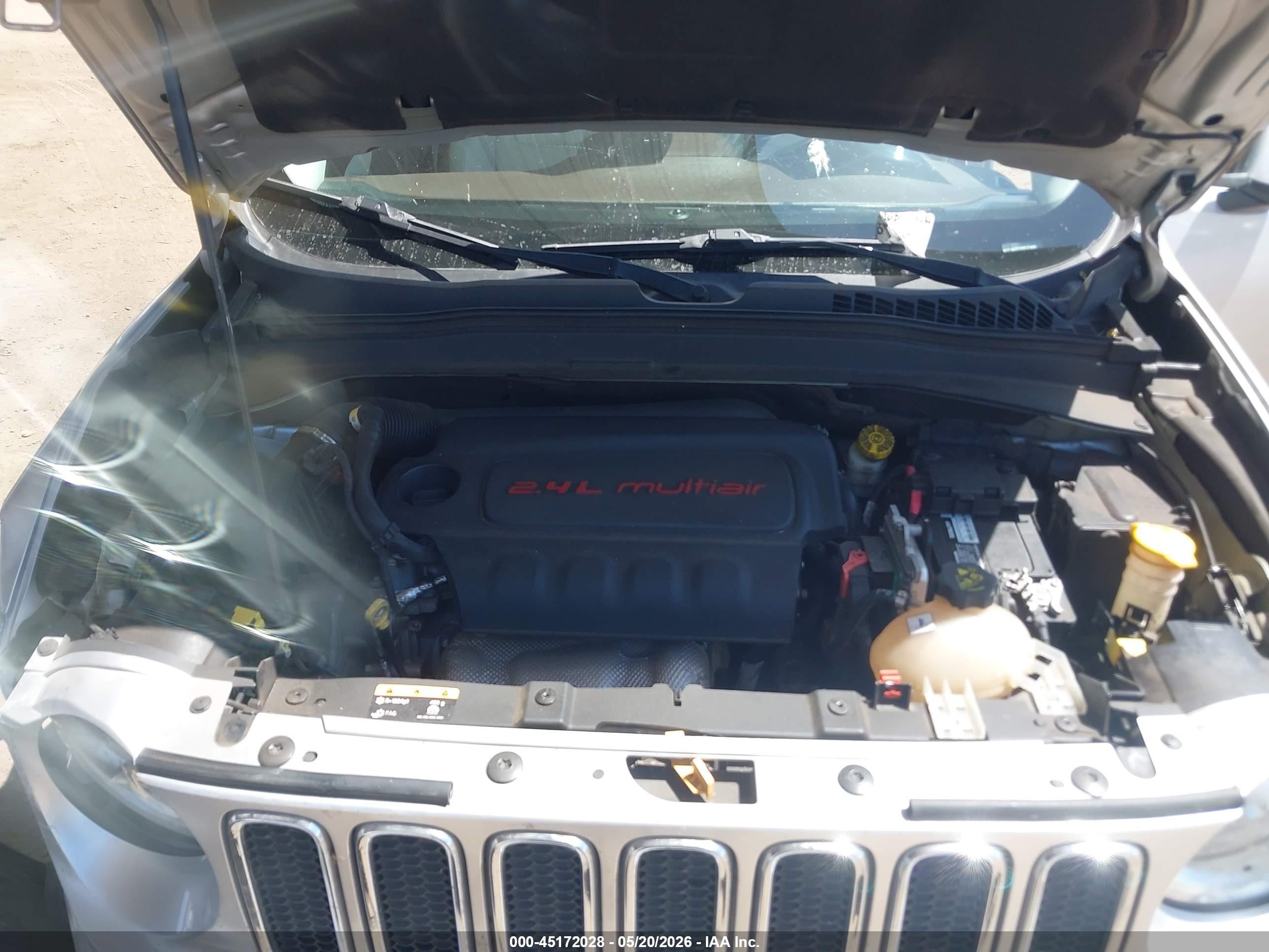 2015 Jeep Renegade Limited Gray vin: ZACCJADT1FPC22490