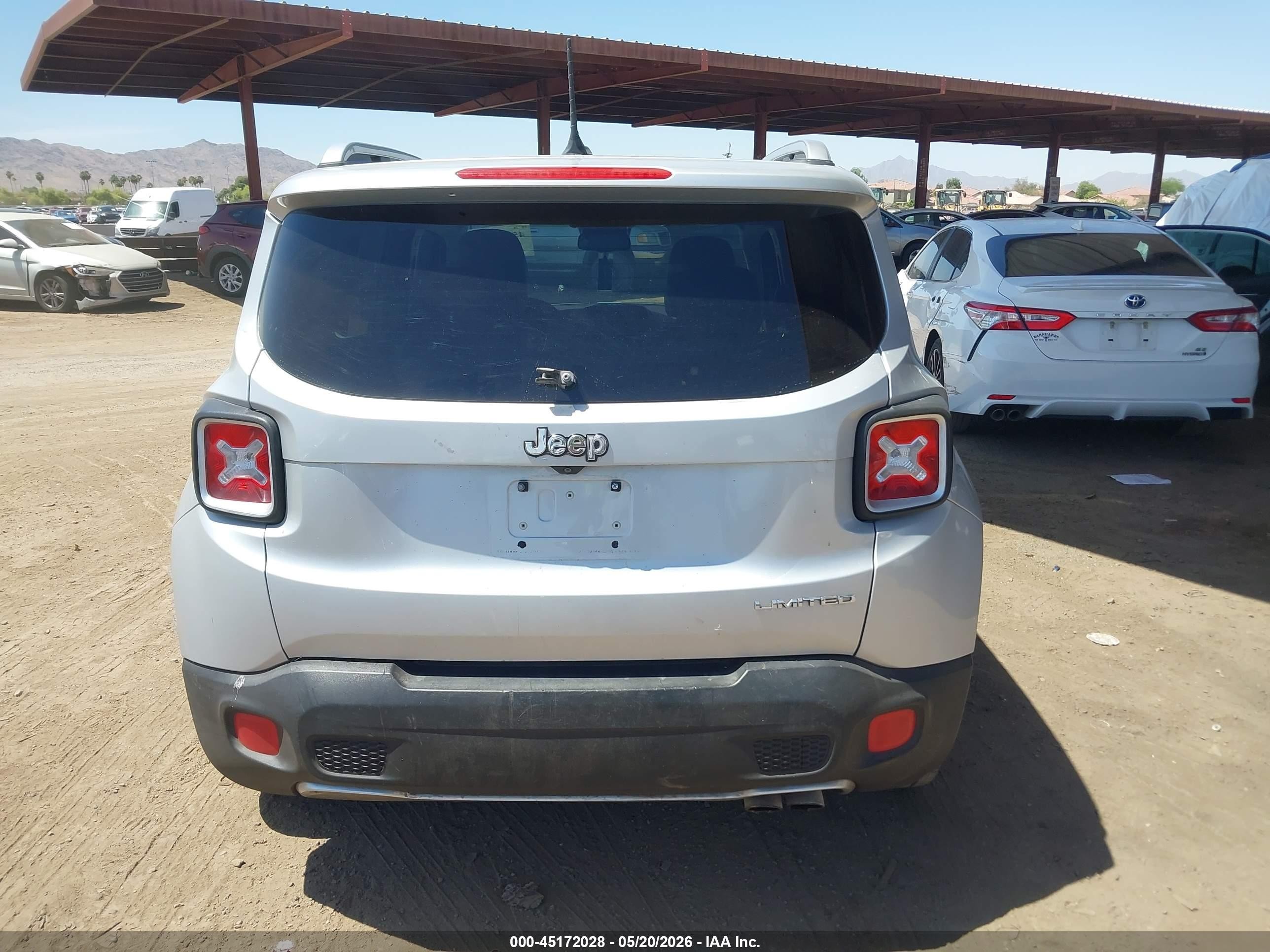2015 Jeep Renegade Limited Gray vin: ZACCJADT1FPC22490