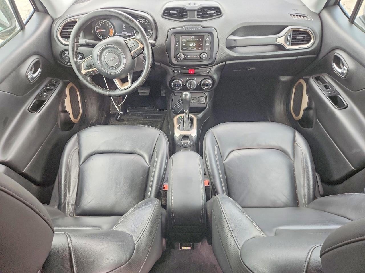 2016 Jeep Renegade Limited Silver vin: ZACCJADT2GPC84143