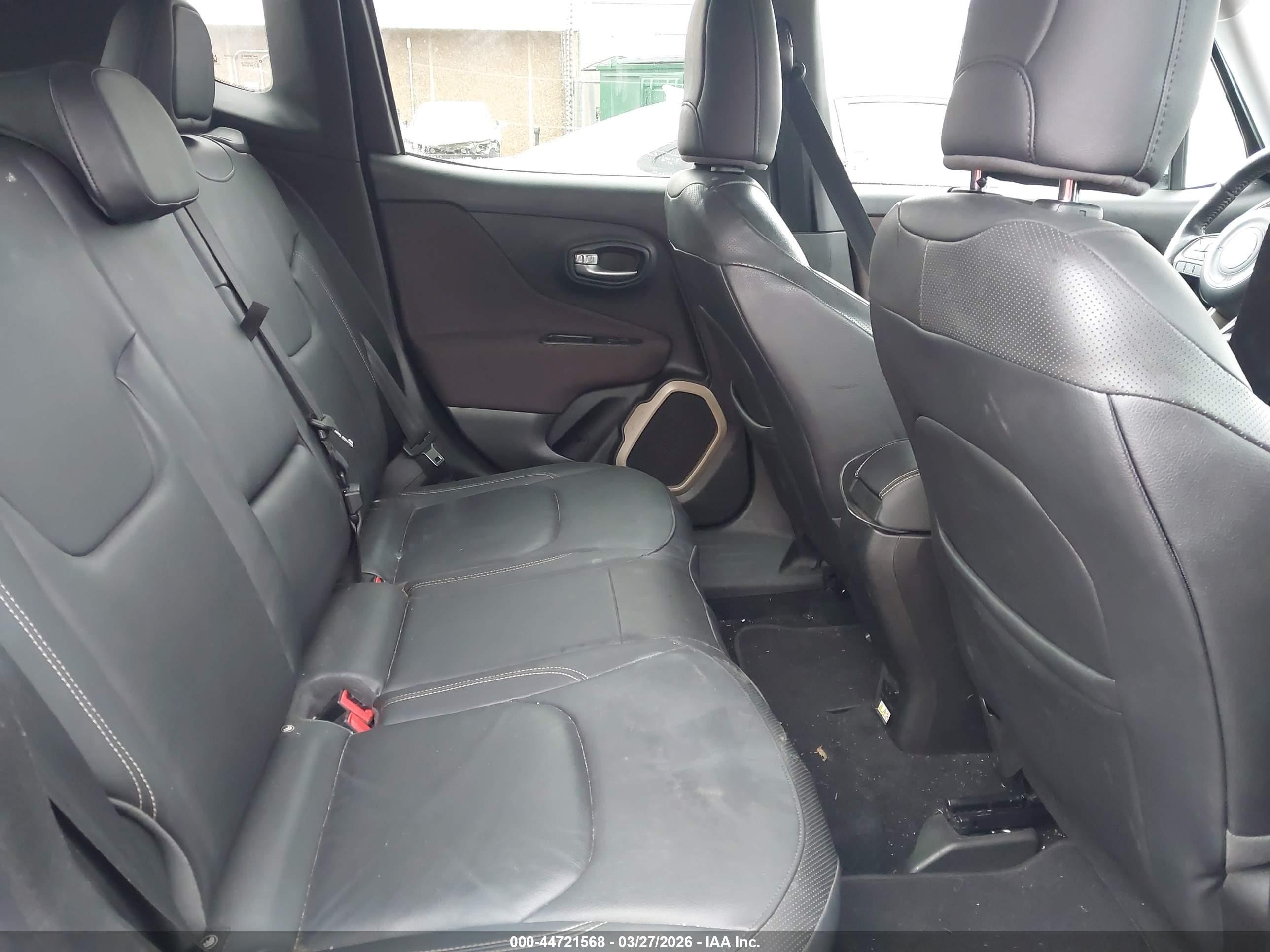 2015 Jeep Renegade Limited Black vin: ZACCJADT4FPC14738