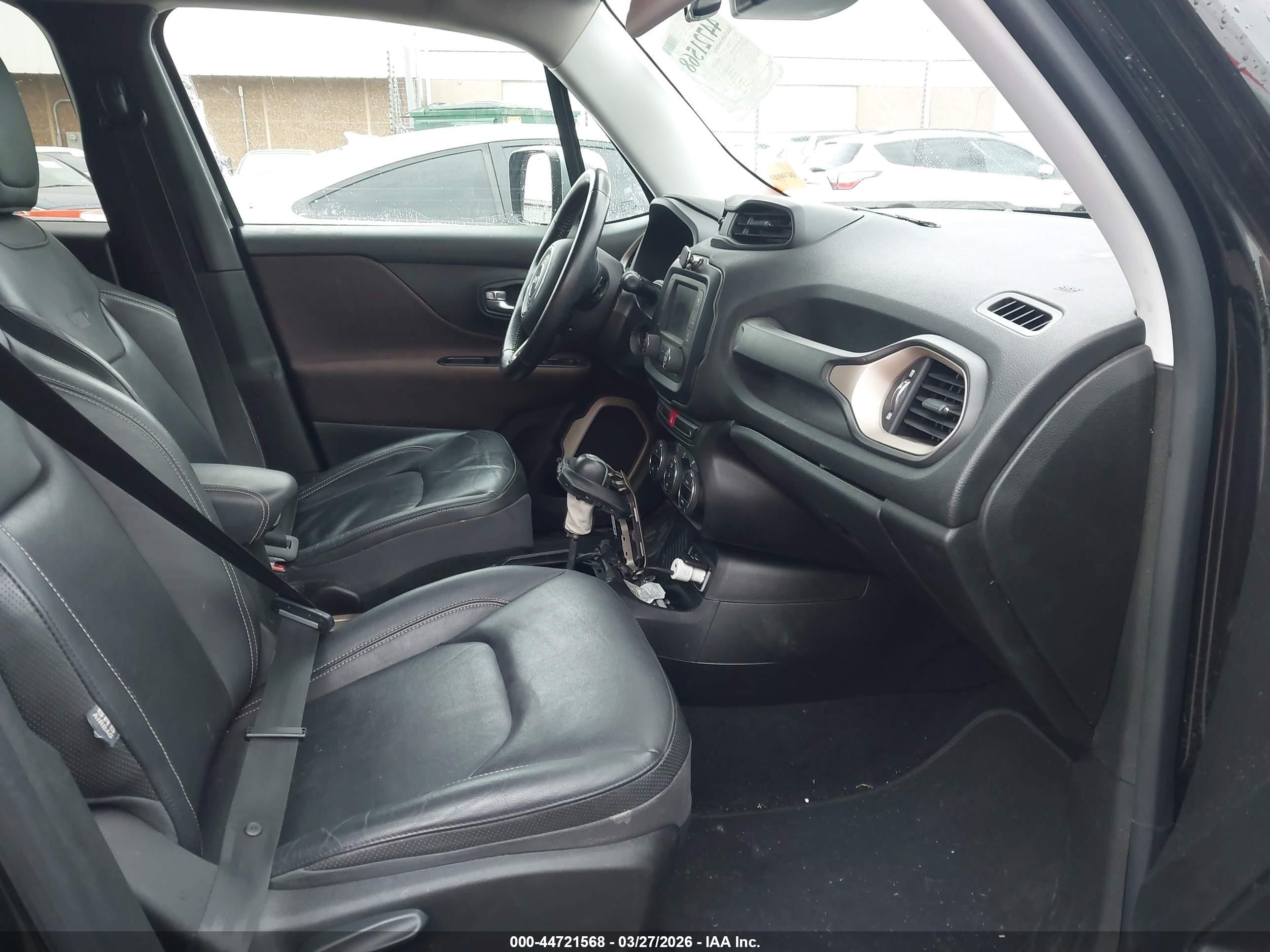 2015 Jeep Renegade Limited Black vin: ZACCJADT4FPC14738