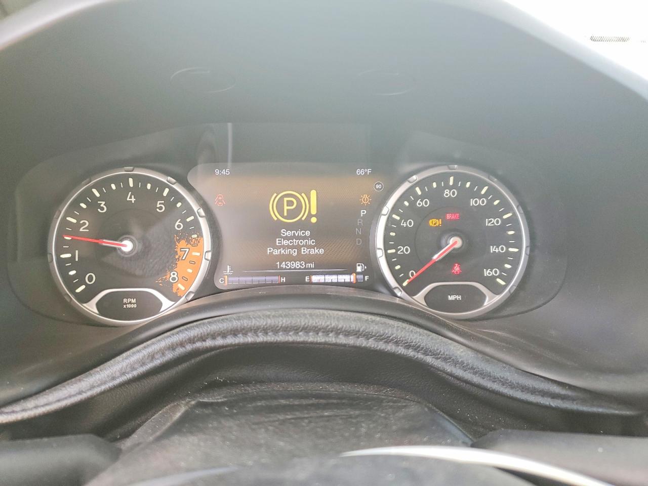 2015 Jeep Renegade Limited White vin: ZACCJADT4FPC20586
