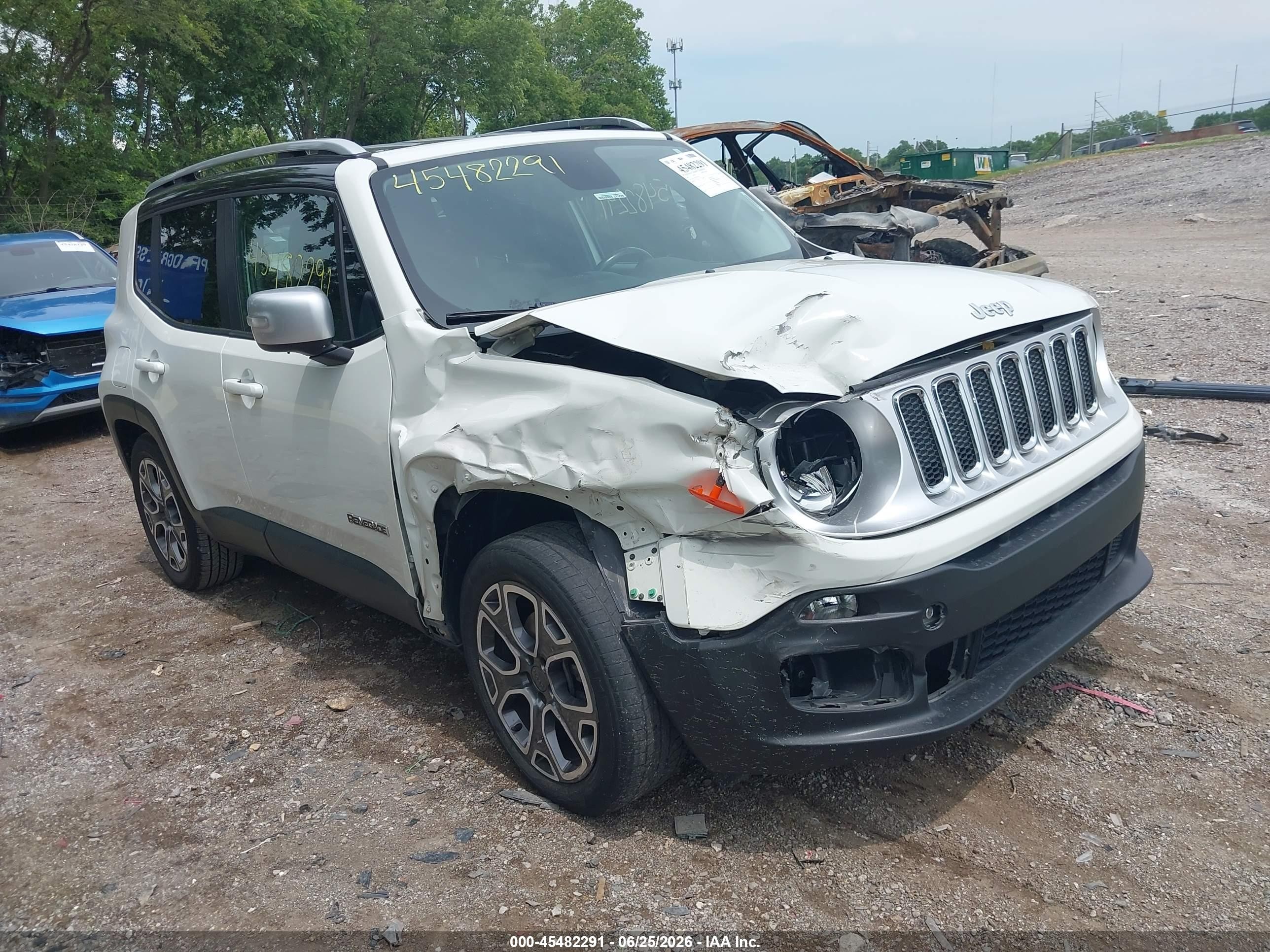 2015 Jeep Renegade Limited White vin: ZACCJADT4FPC26310