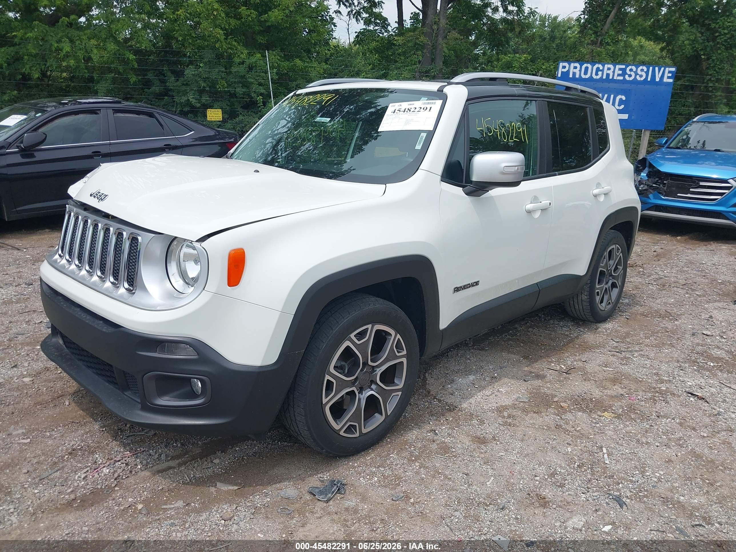2015 Jeep Renegade Limited White vin: ZACCJADT4FPC26310