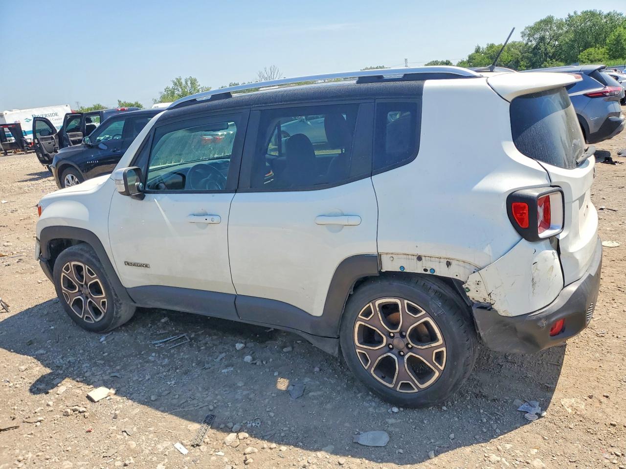 2016 Jeep Renegade Limited White vin: ZACCJADT4GPC63861