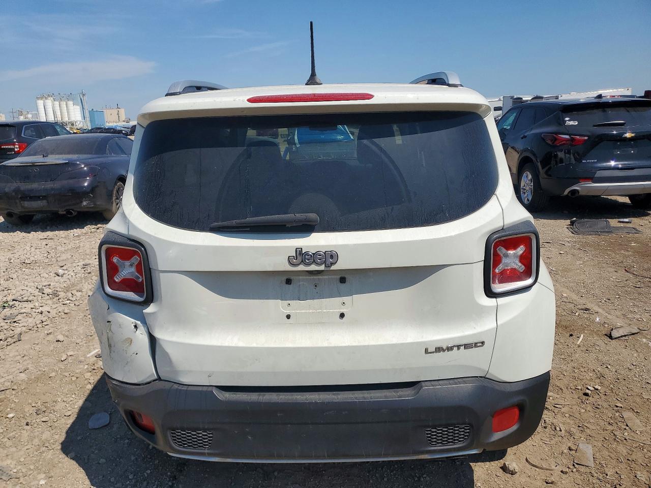 2016 Jeep Renegade Limited White vin: ZACCJADT4GPC63861