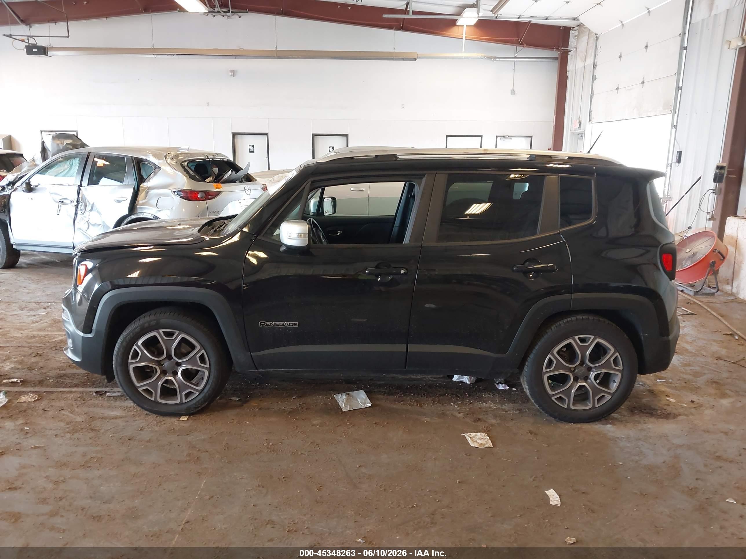2015 Jeep Renegade Limited Black vin: ZACCJADT5FPB24742