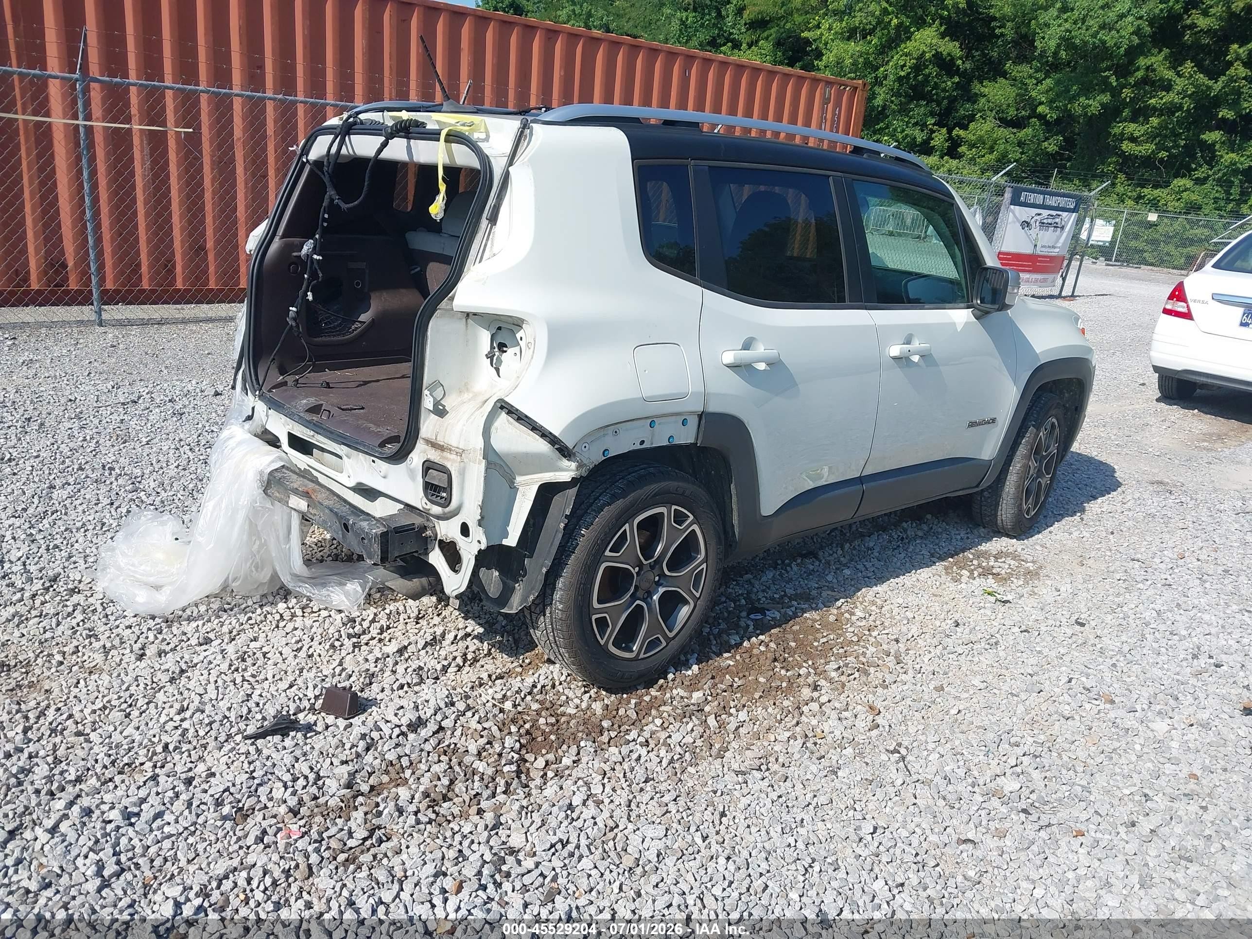 2016 Jeep Renegade Limited Белый vin: ZACCJADT8GPD71836