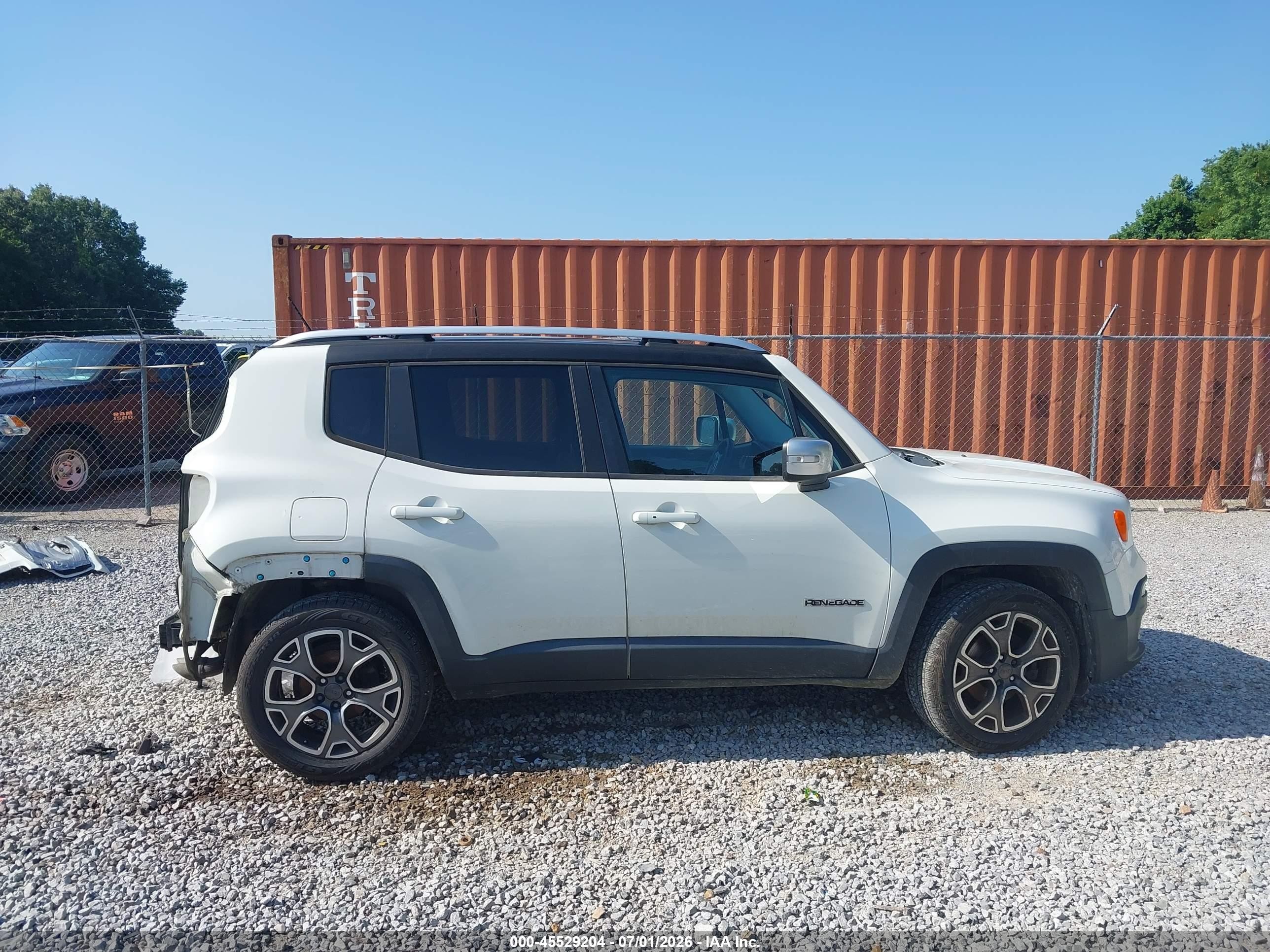 2016 Jeep Renegade Limited Белый vin: ZACCJADT8GPD71836