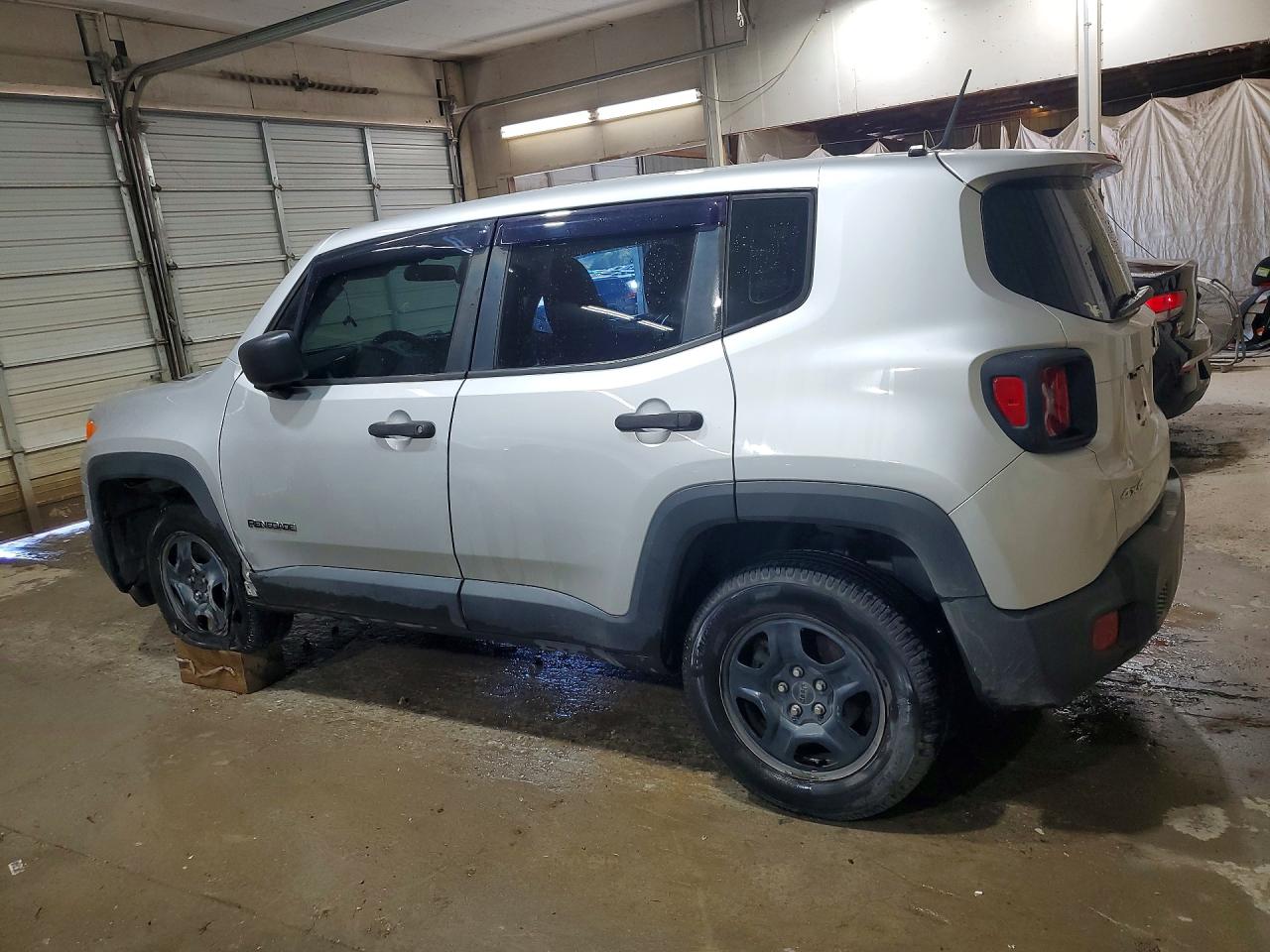 2017 Jeep Renegade Sport Silver vin: ZACCJBAB1HPG35157