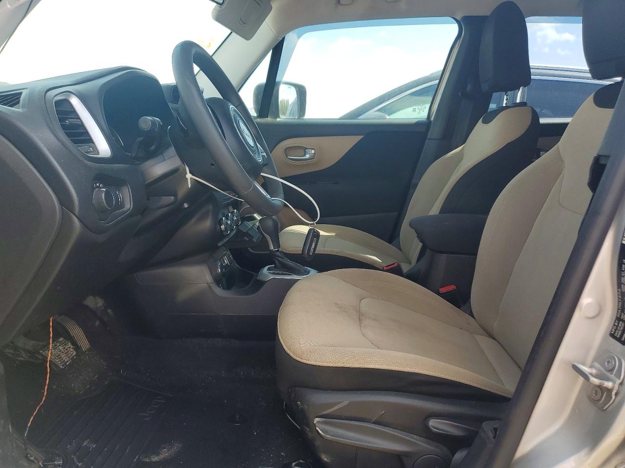 2017 Jeep Renegade Sport Silver vin: ZACCJBAB1HPG35157