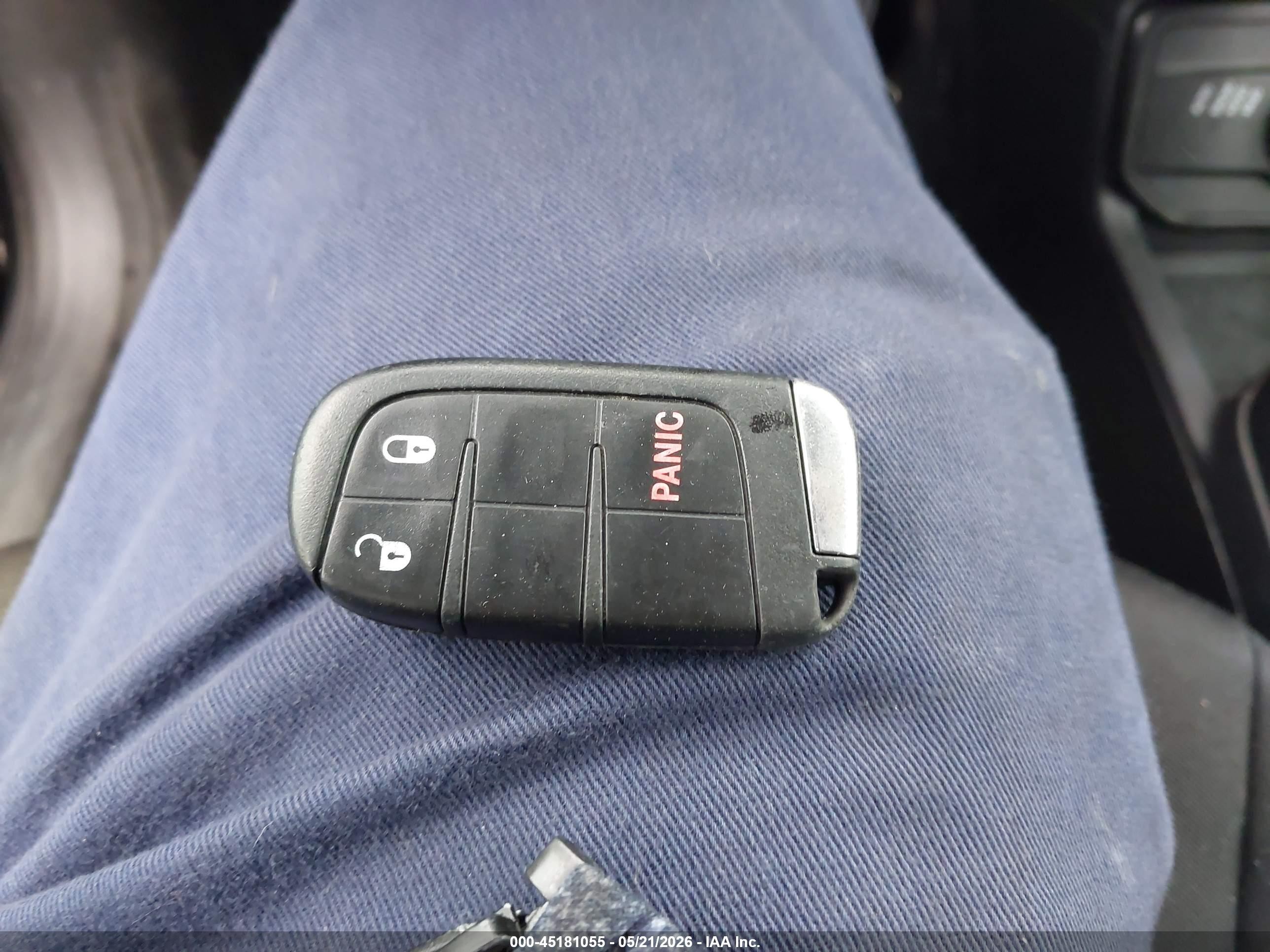 2018 Jeep Renegade Sport 4x4 Gray vin: ZACCJBAB3JPH11130