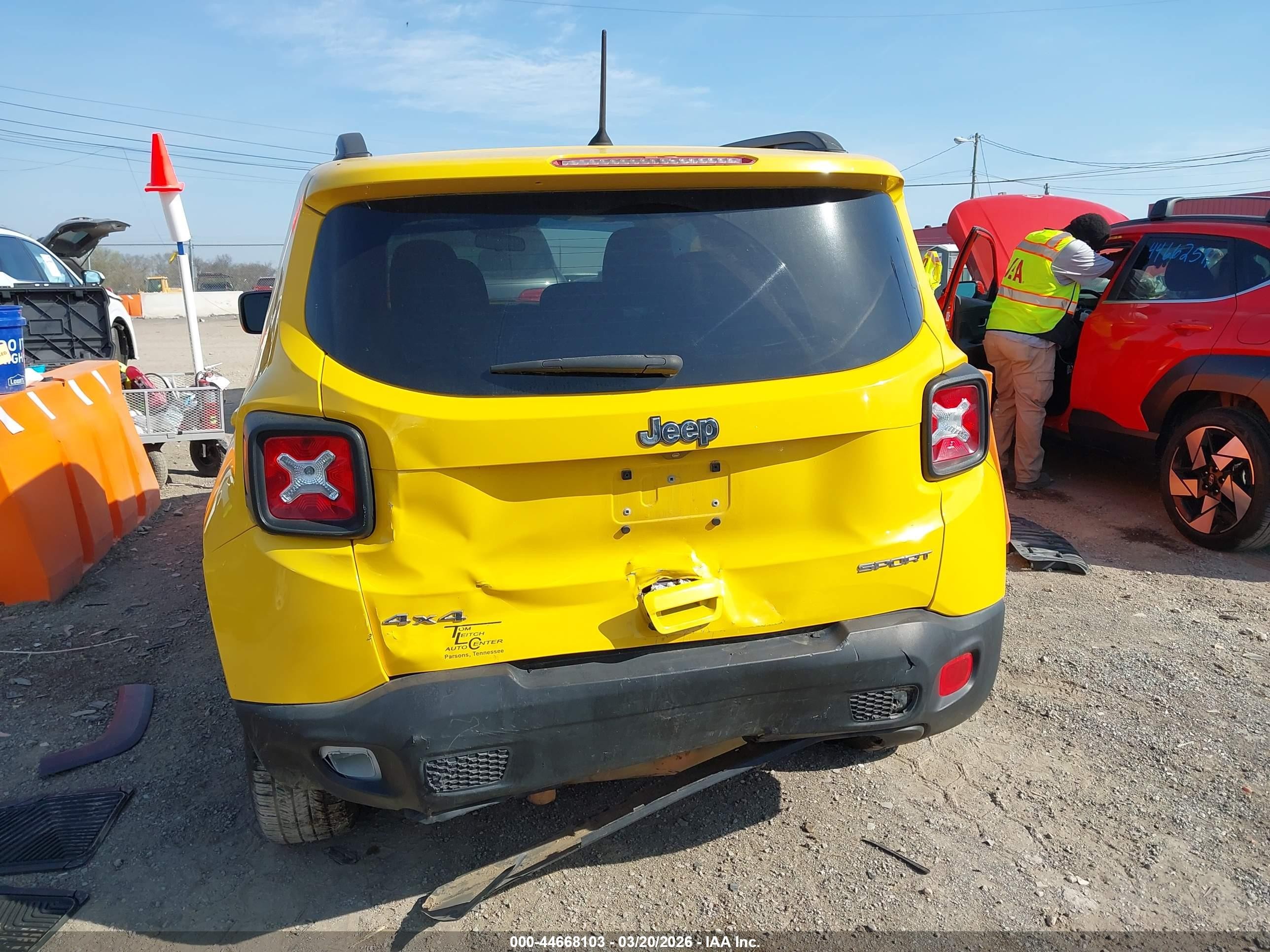 2018 Jeep Renegade Sport 4x4 Yellow vin: ZACCJBAB3JPH50445