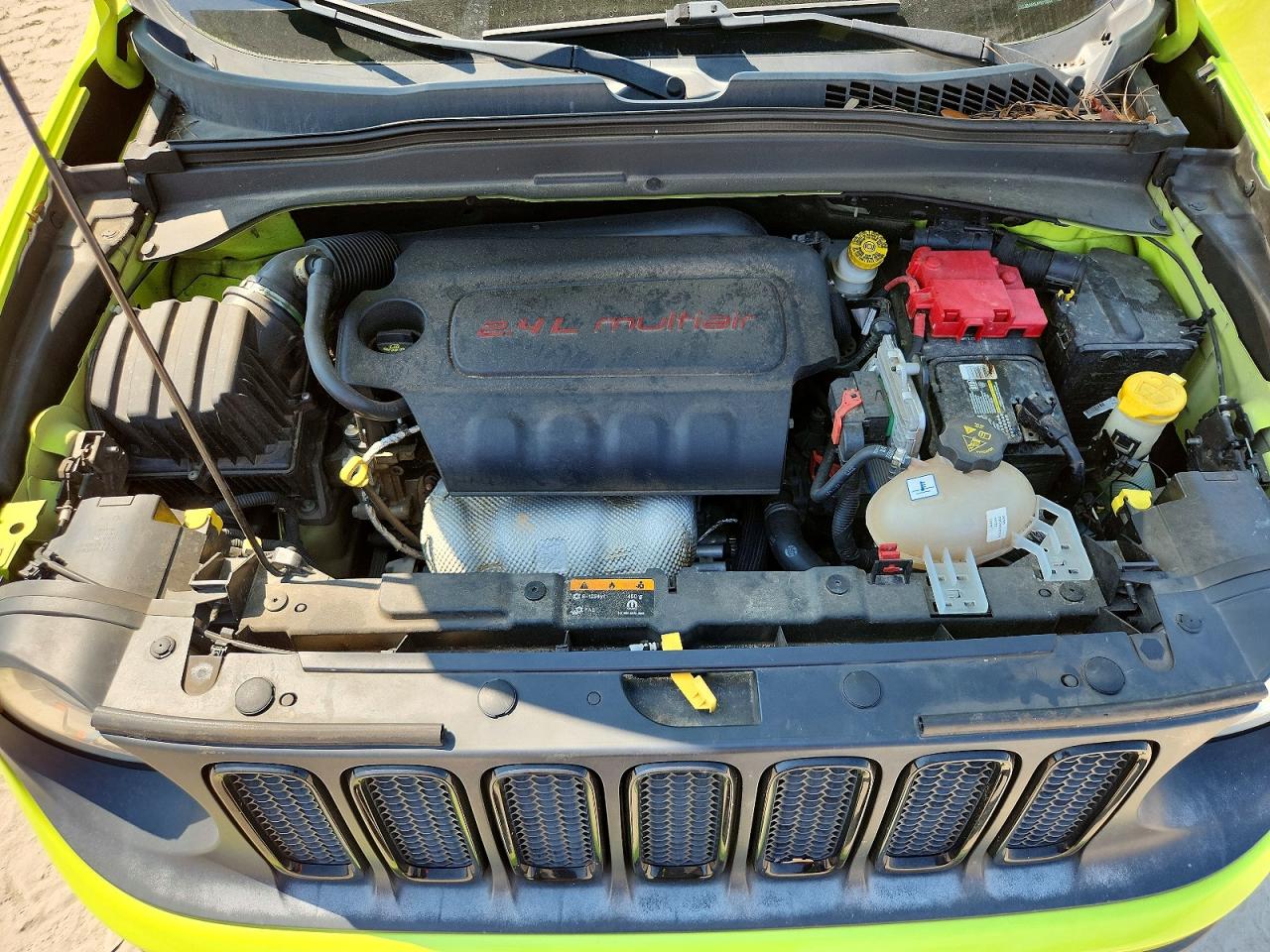 2018 Jeep Renegade Sport Green vin: ZACCJBAB5JPH73094
