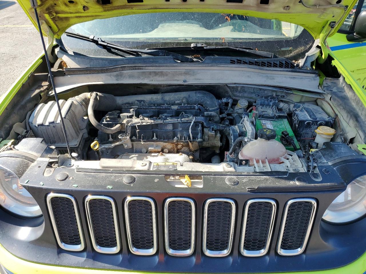 2018 Jeep Renegade Sport Green vin: ZACCJBAB5JPJ15983