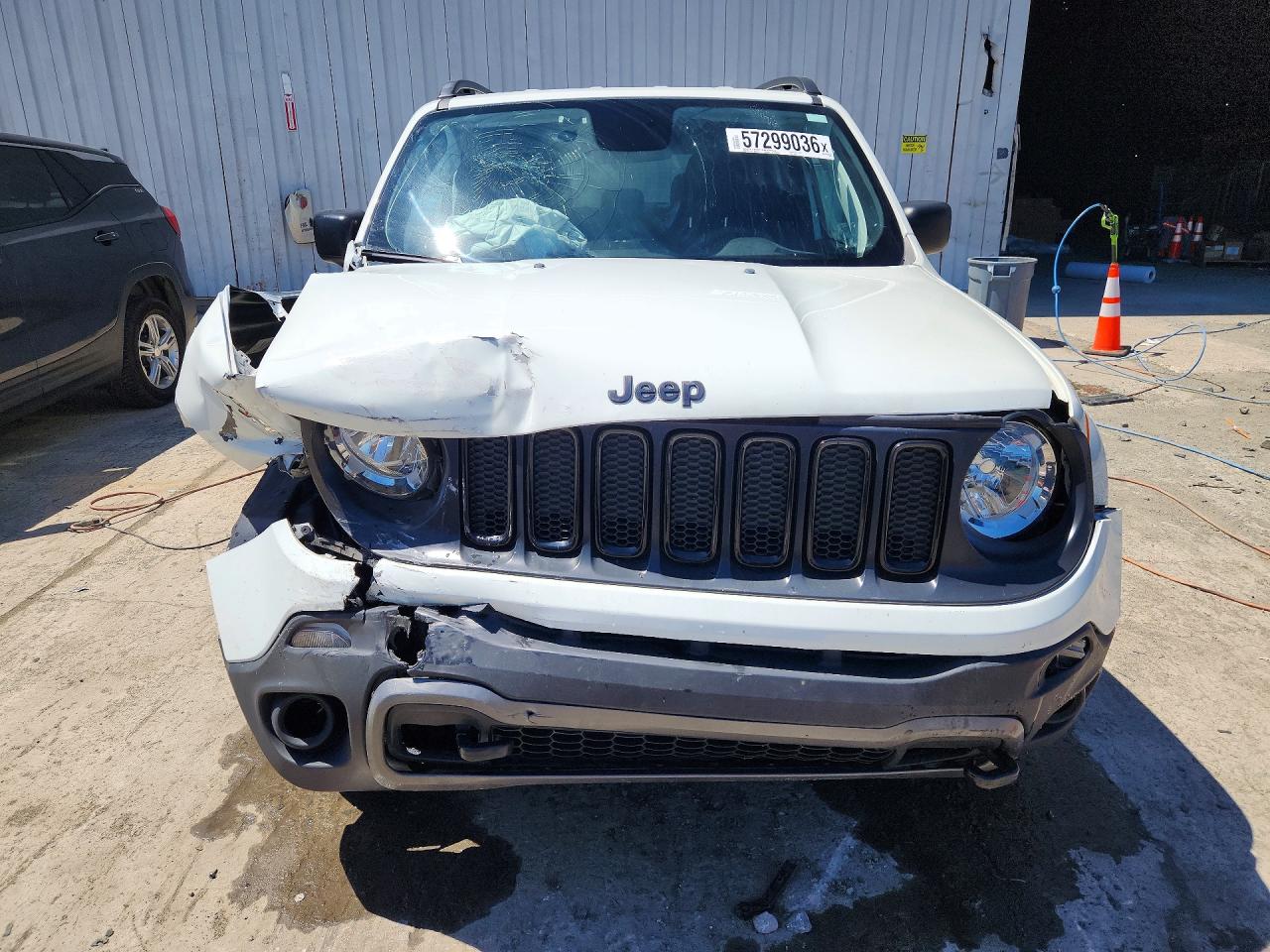 2018 Jeep Renegade Sport White vin: ZACCJBAB8JPJ11801