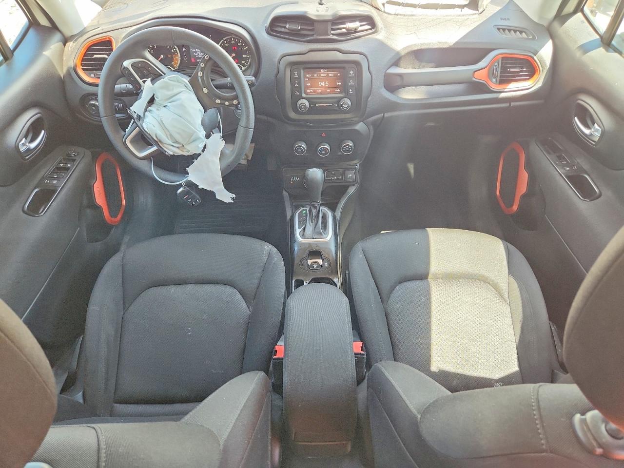 2018 Jeep Renegade Sport White vin: ZACCJBAB8JPJ11801