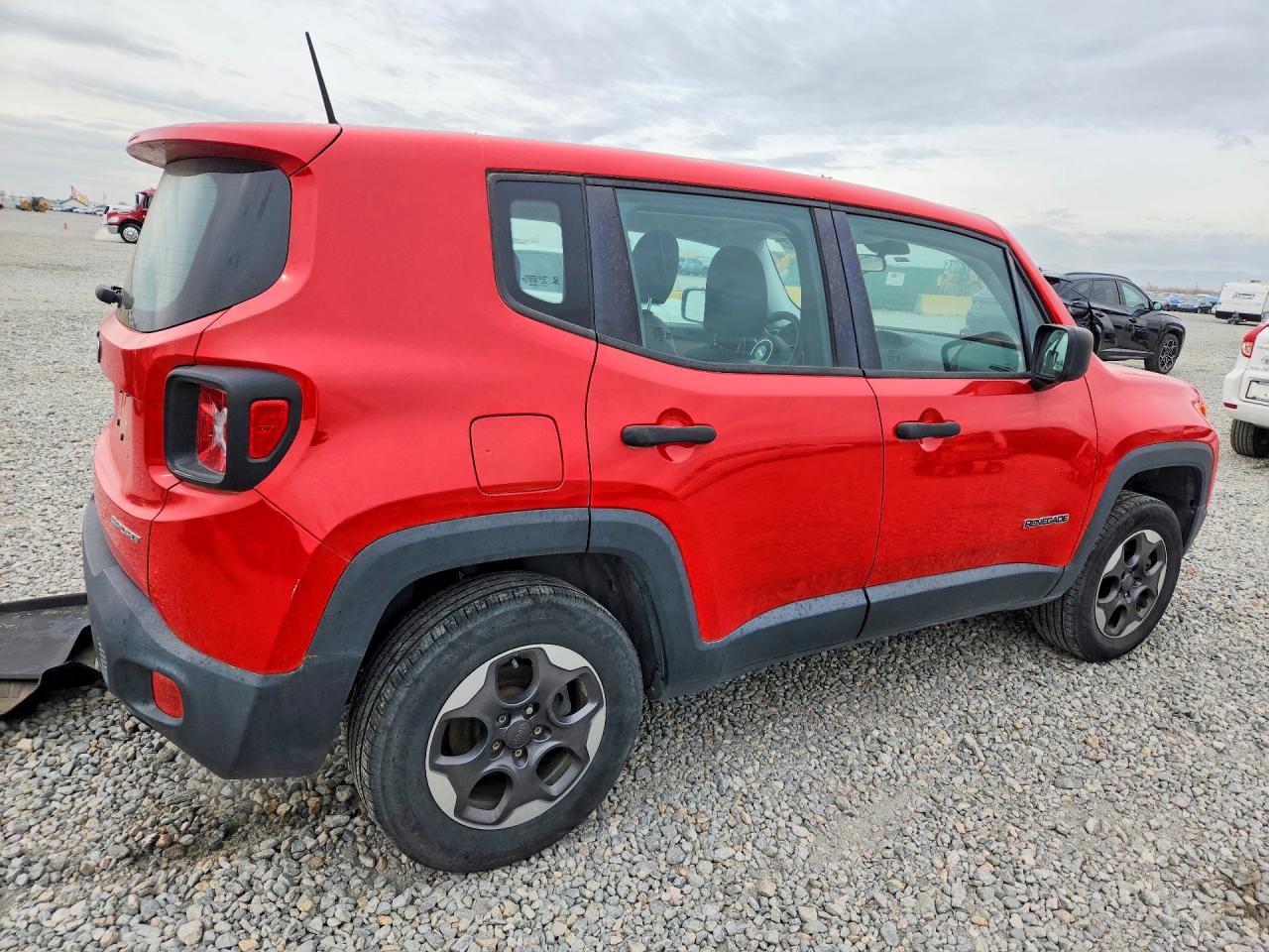 2015 Jeep Renegade Sport Red vin: ZACCJBAH0FPB71505