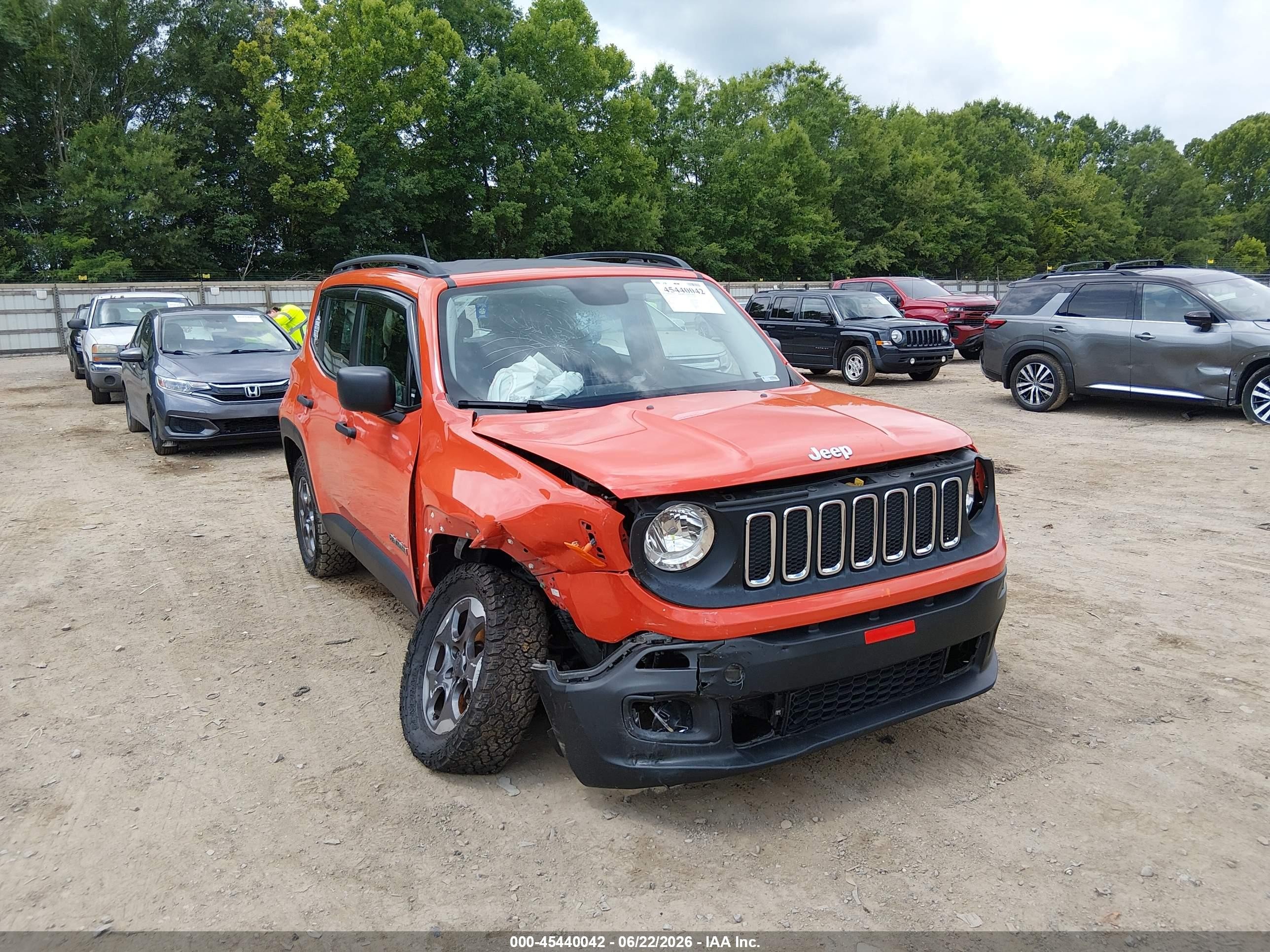2015 Jeep Renegade Sport Orange vin: ZACCJBAH2FPC33150