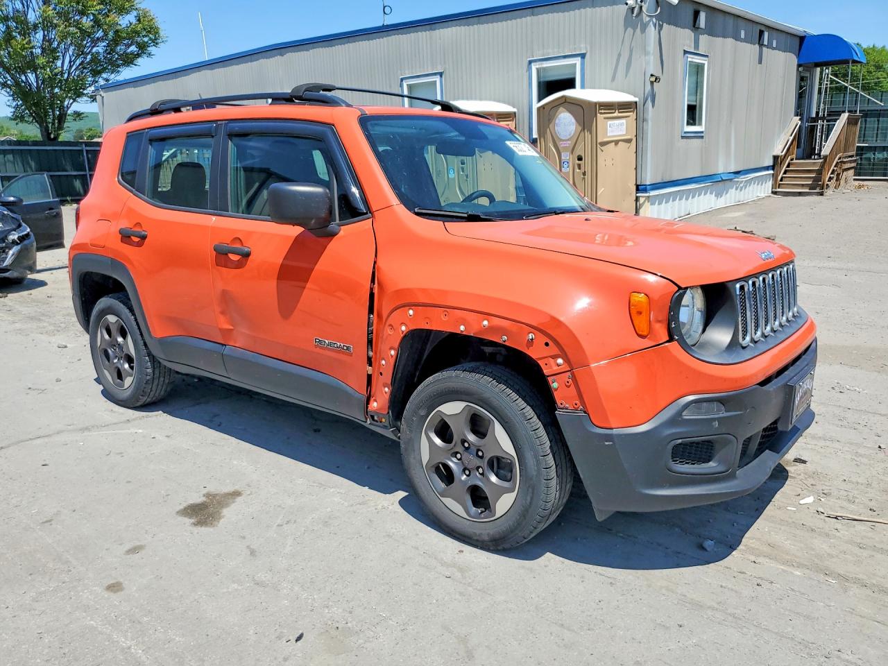 2015 Jeep Renegade Sport Orange vin: ZACCJBAHXFPC02910