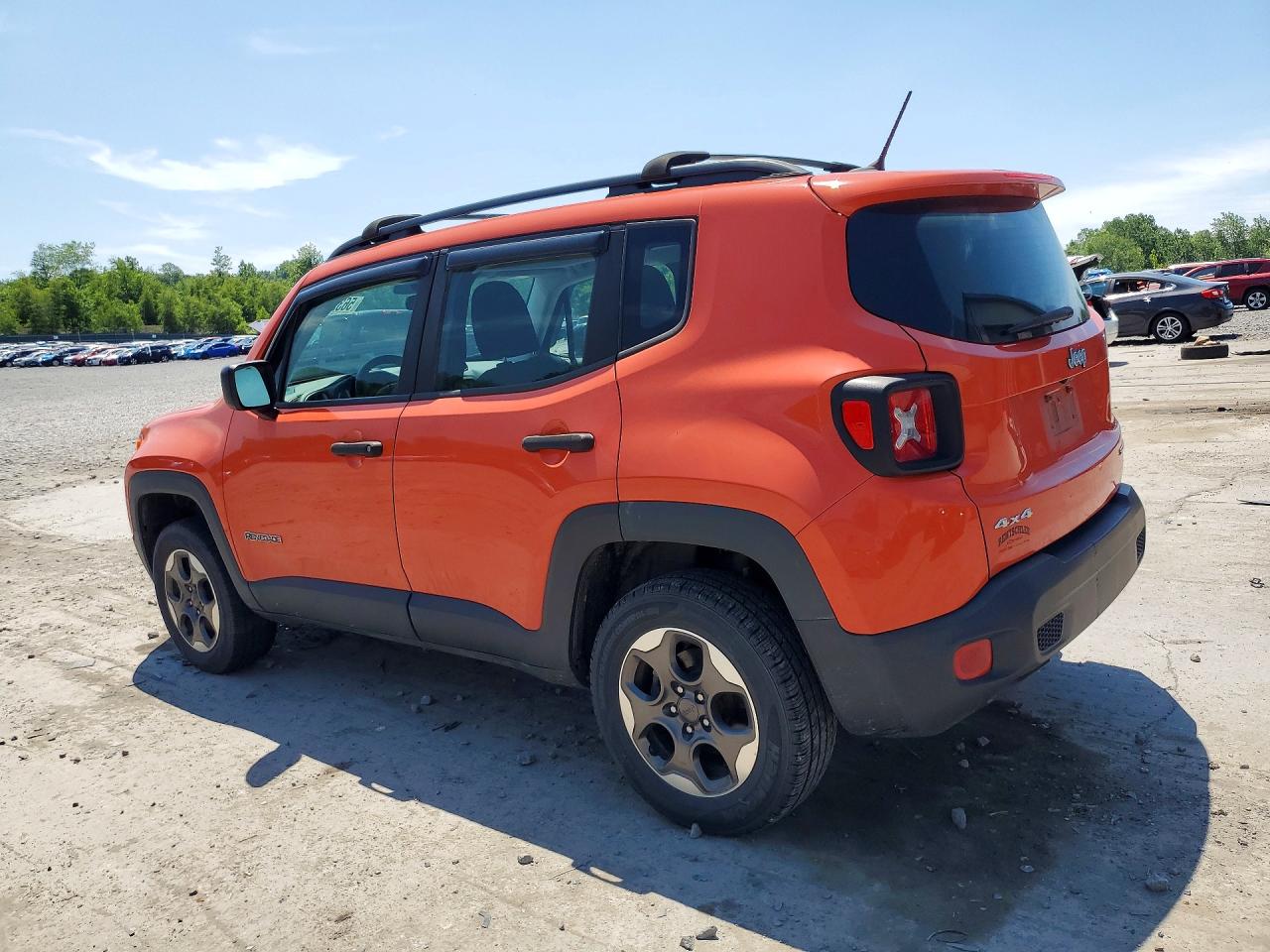 2015 Jeep Renegade Sport Orange vin: ZACCJBAHXFPC02910