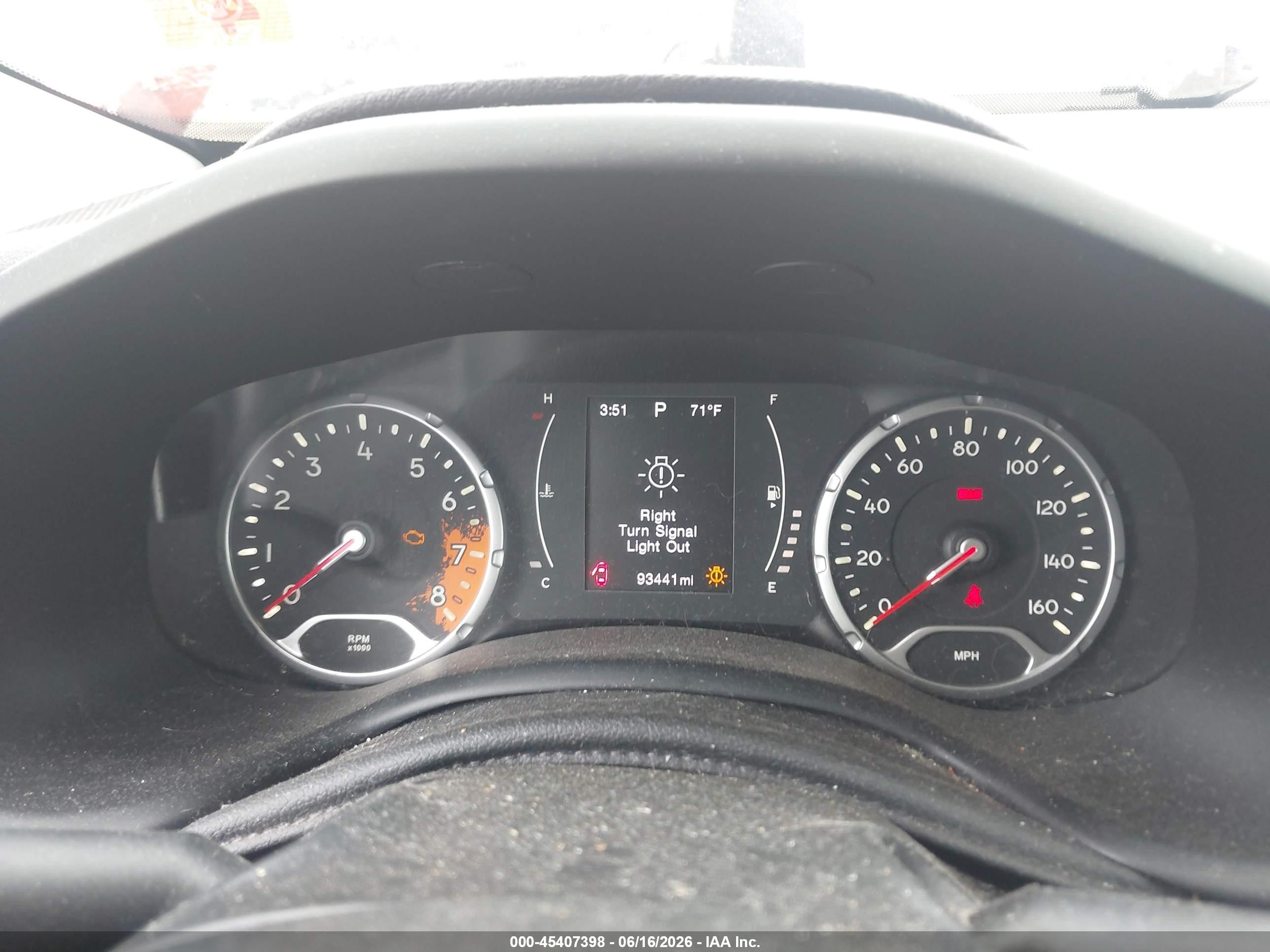 2015 Jeep Renegade Sport Orange vin: ZACCJBAT4FPB31062