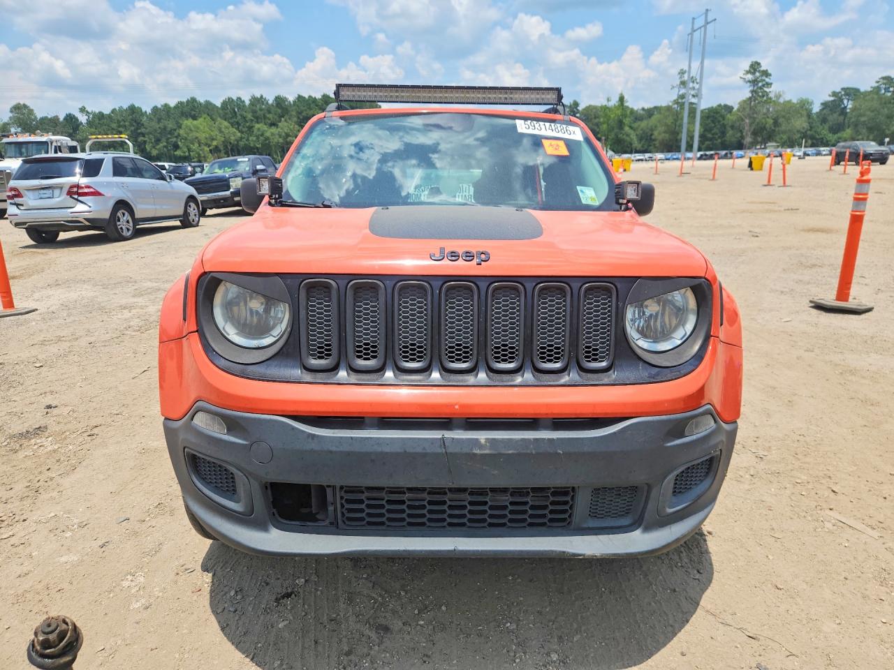 2015 Jeep Renegade Sport Orange vin: ZACCJBAT5FPC30859