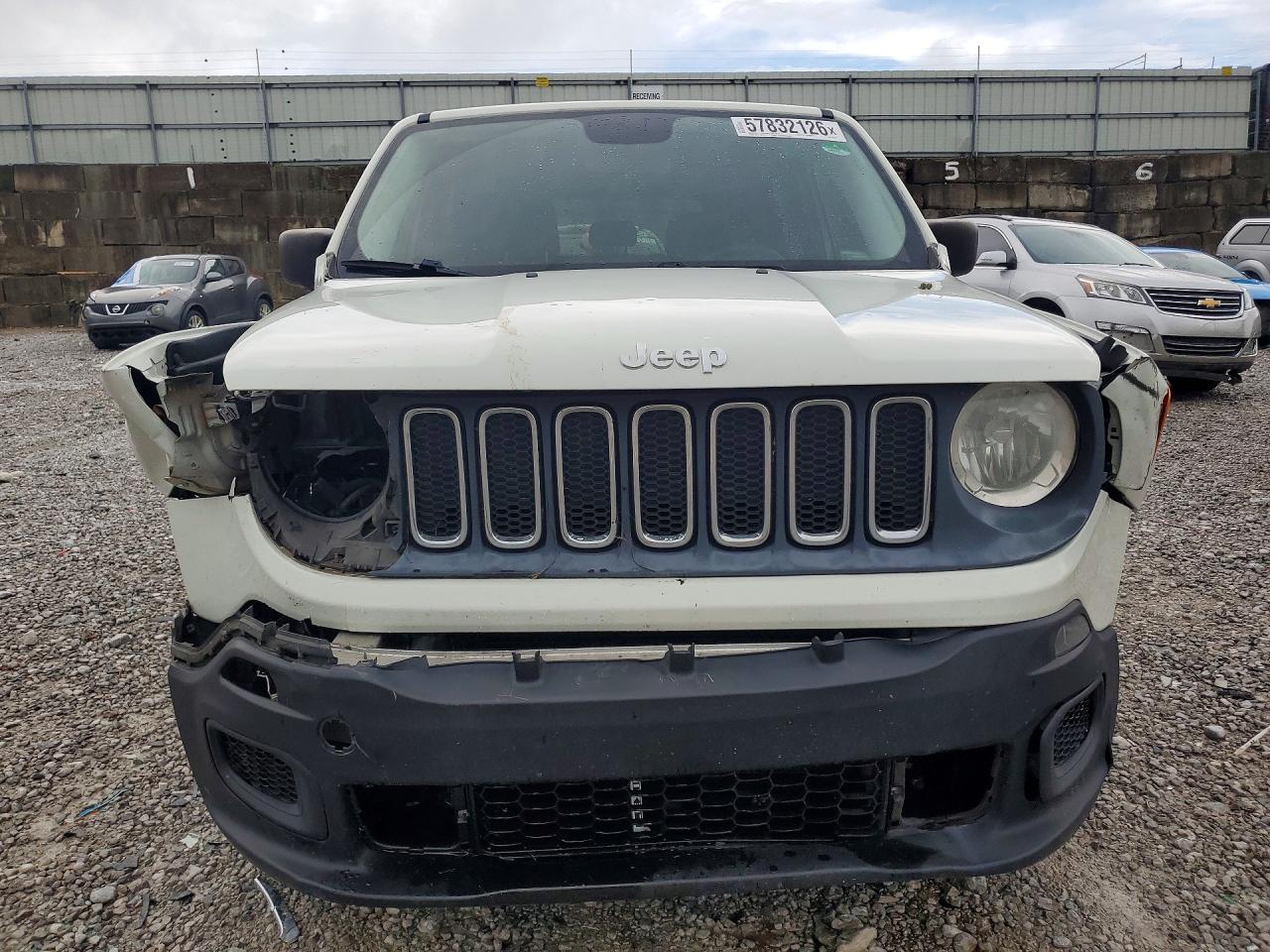 2015 Jeep Renegade Sport White vin: ZACCJBAT6FPC32359