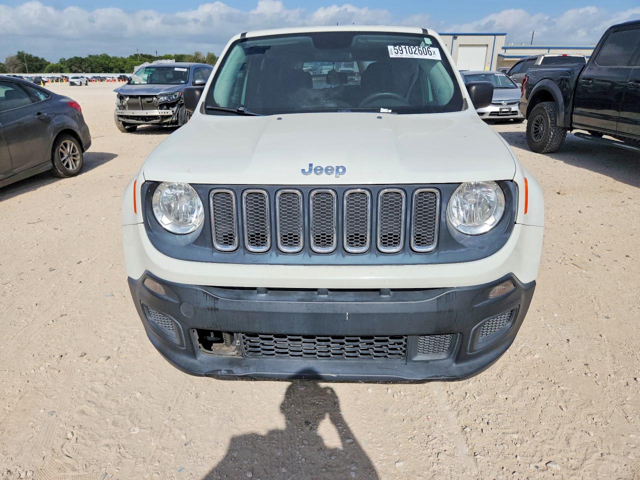 2015 Jeep Renegade Sport White vin: ZACCJBAT7FPC19720