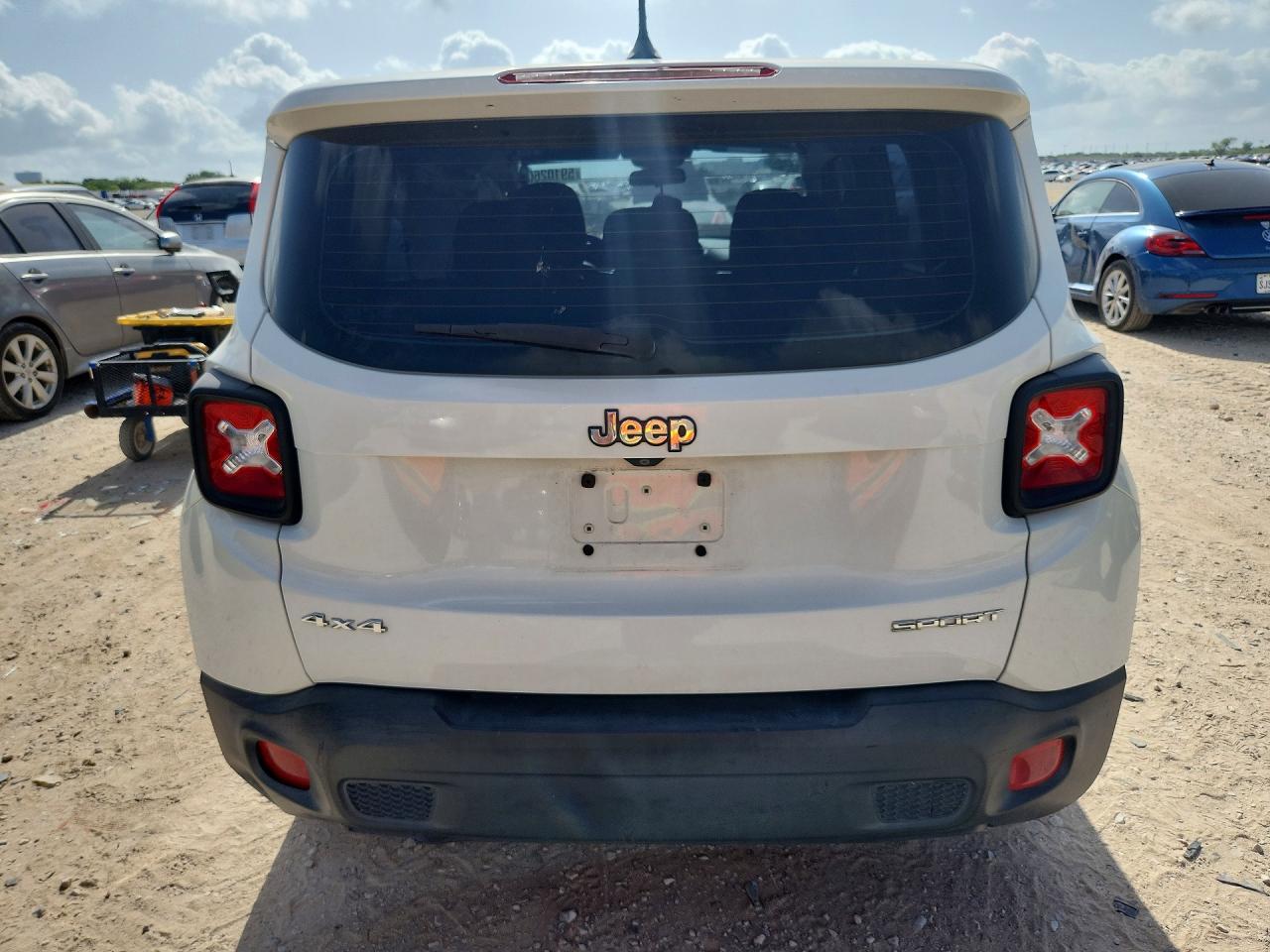 2015 Jeep Renegade Sport White vin: ZACCJBAT7FPC19720