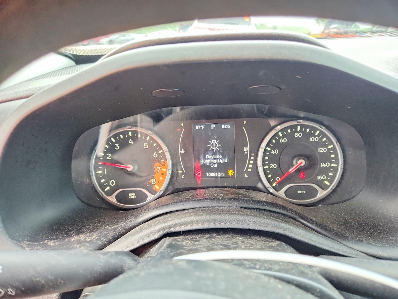 2015 Jeep Renegade Sport Red vin: ZACCJBATXFPB24021