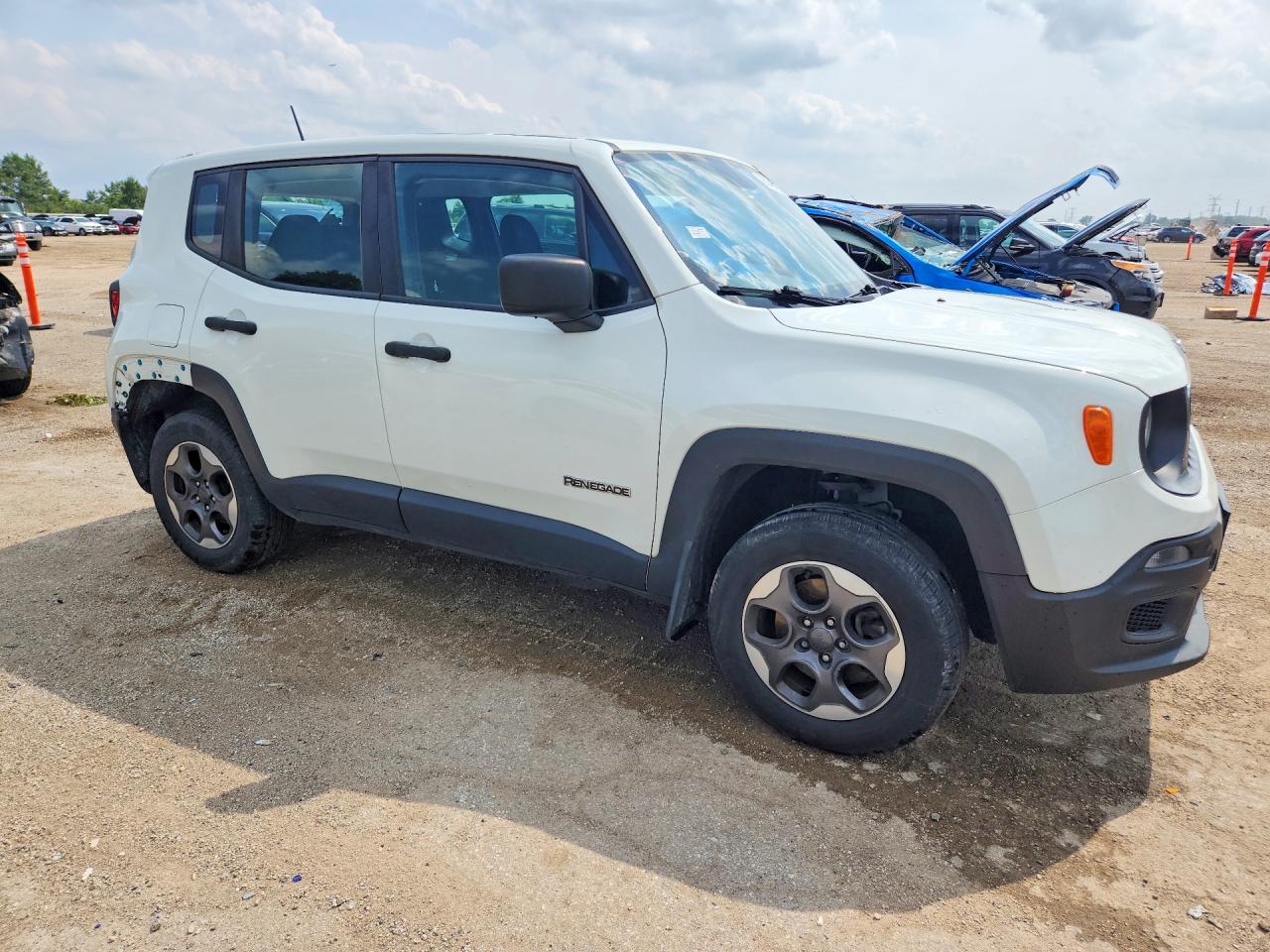 2015 Jeep Renegade Sport White vin: ZACCJBATXFPB50442