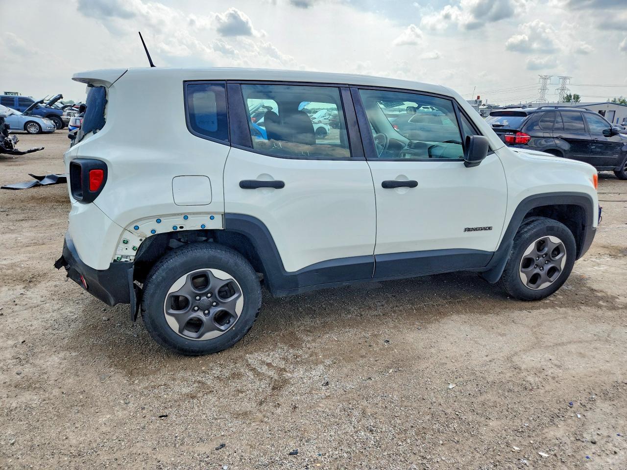 2015 Jeep Renegade Sport White vin: ZACCJBATXFPB50442