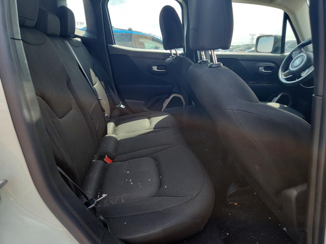 2015 Jeep Renegade Sport White vin: ZACCJBATXFPB50442