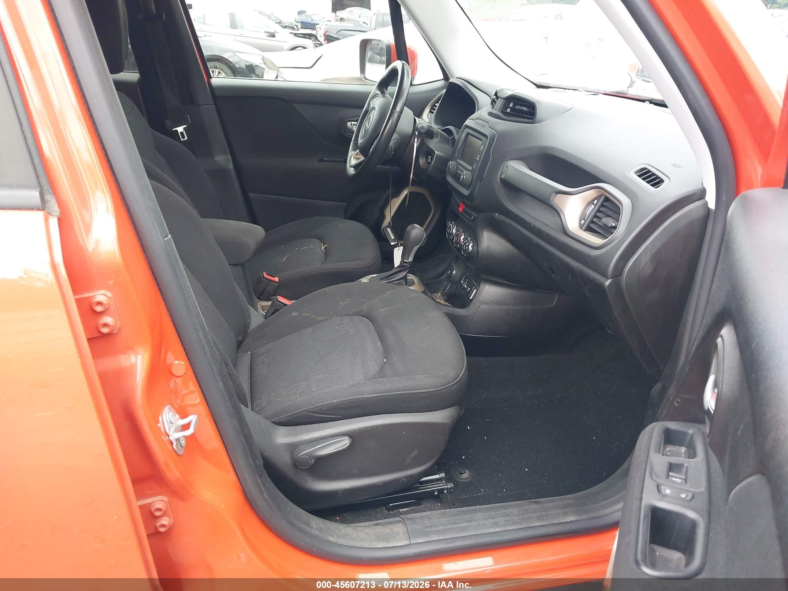 2017 Jeep Renegade Latitude Orange vin: ZACCJBBB0HPF22556