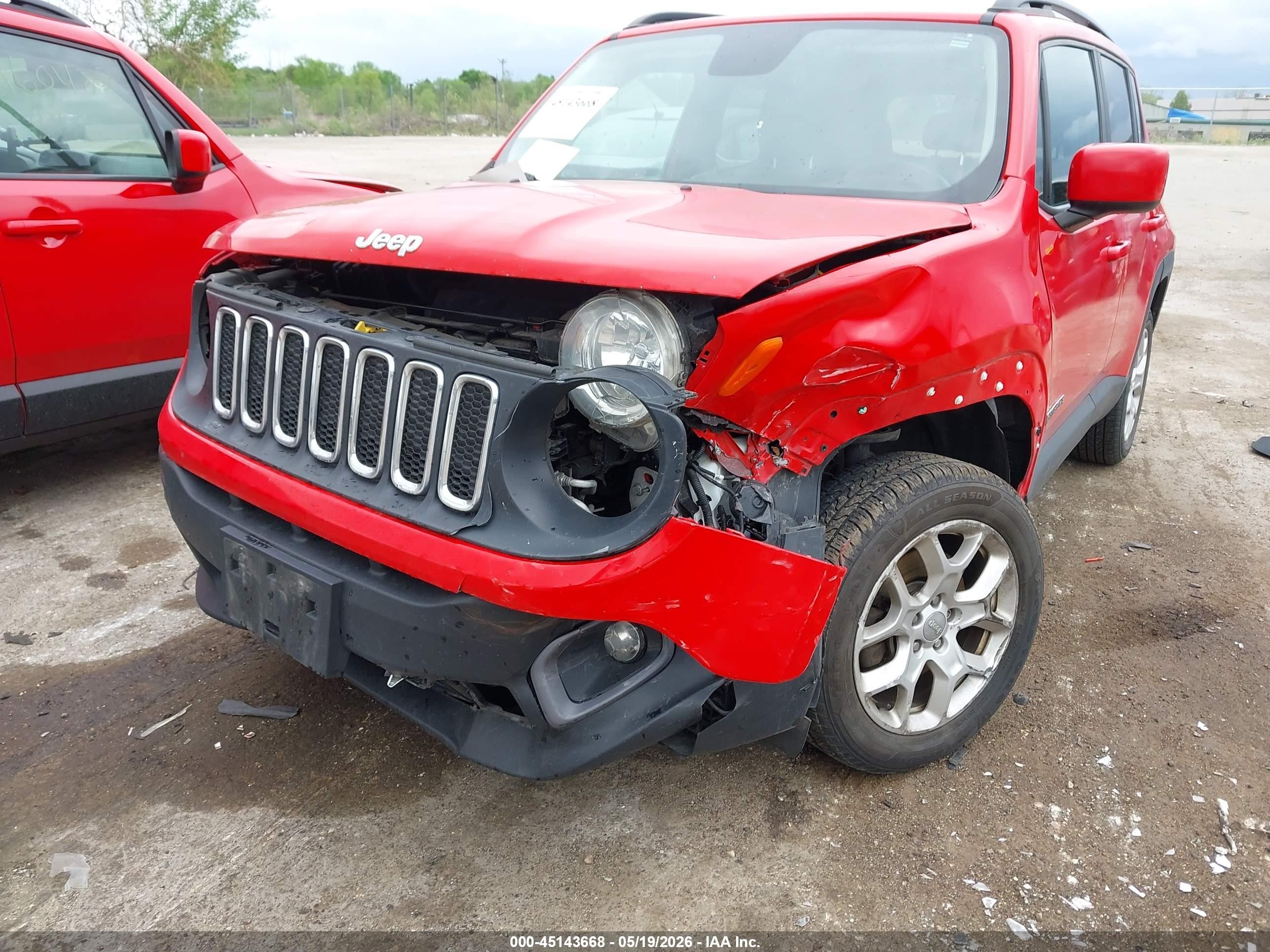 2017 Jeep Renegade Latitude 4x4 Красный vin: ZACCJBBB1HPE97666