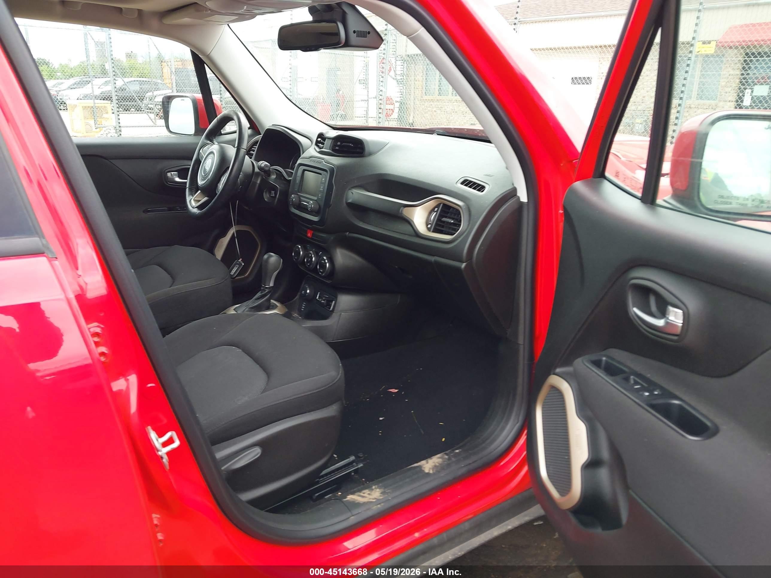 2017 Jeep Renegade Latitude 4x4 Красный vin: ZACCJBBB1HPE97666