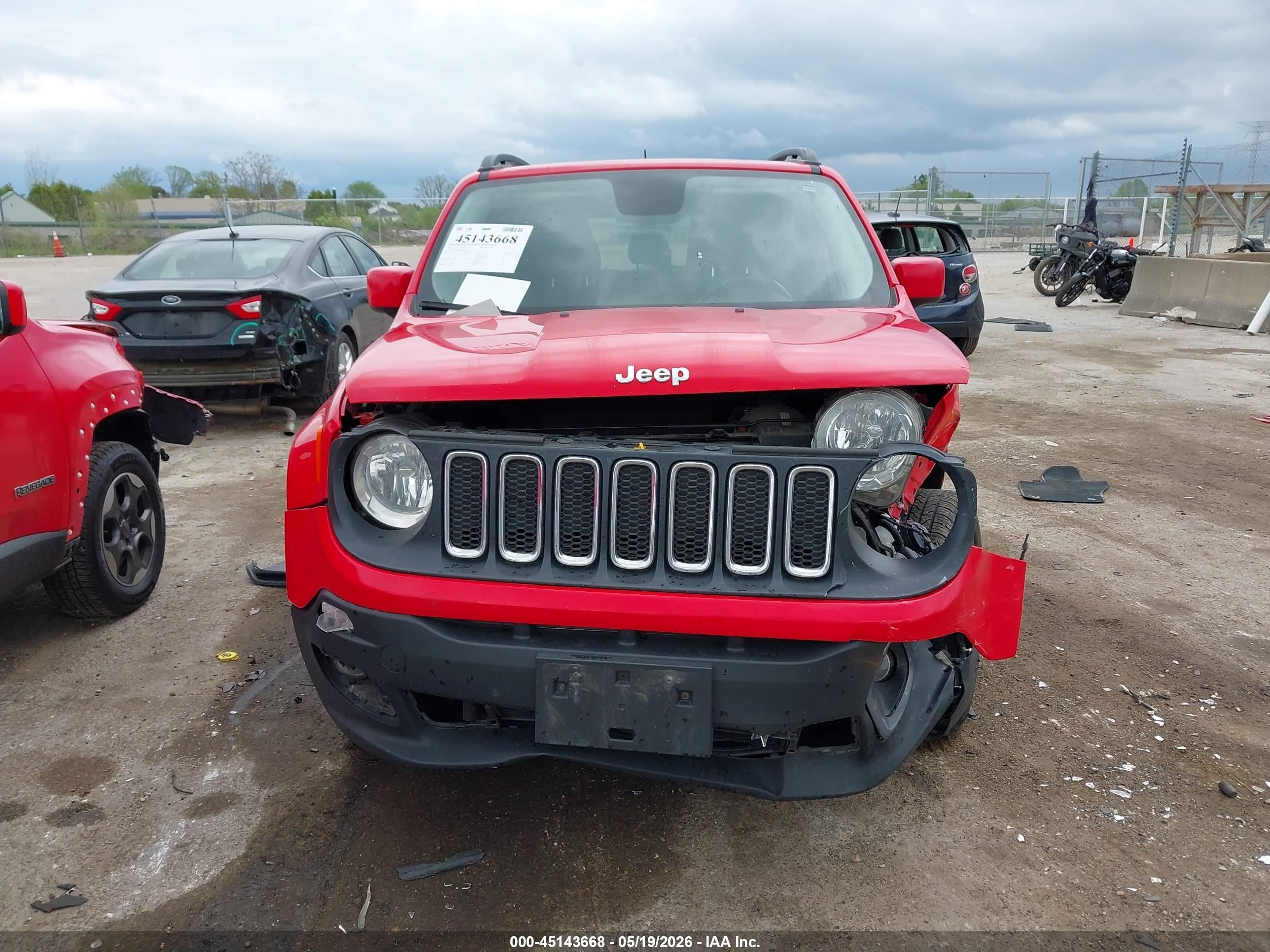 2017 Jeep Renegade Latitude 4x4 Красный vin: ZACCJBBB1HPE97666