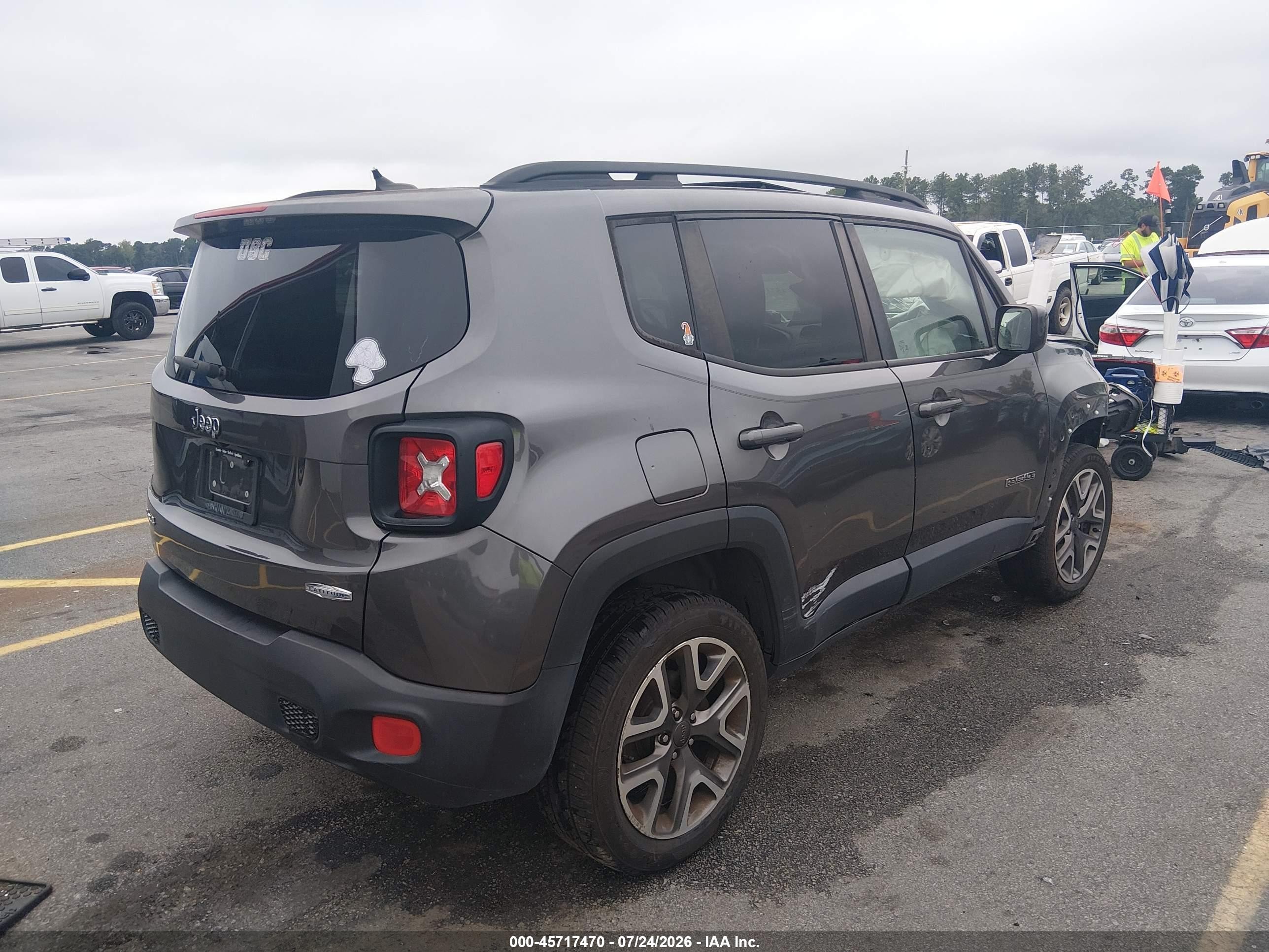2017 Jeep Renegade Latitude Gray vin: ZACCJBBB2HPE94906
