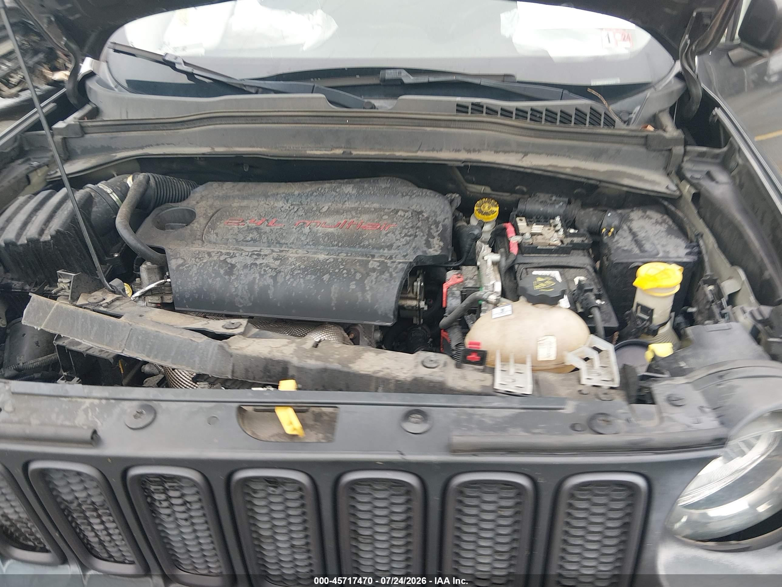 2017 Jeep Renegade Latitude Gray vin: ZACCJBBB2HPE94906